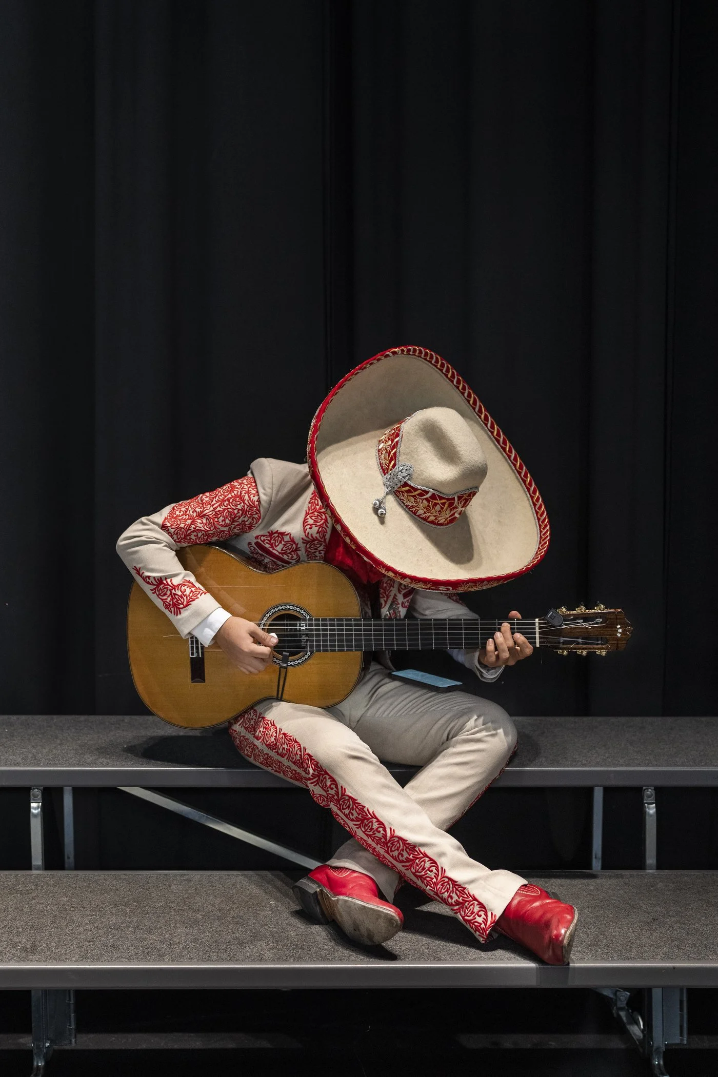 20211130_NYTmag_HSMariachi_3860.JPG