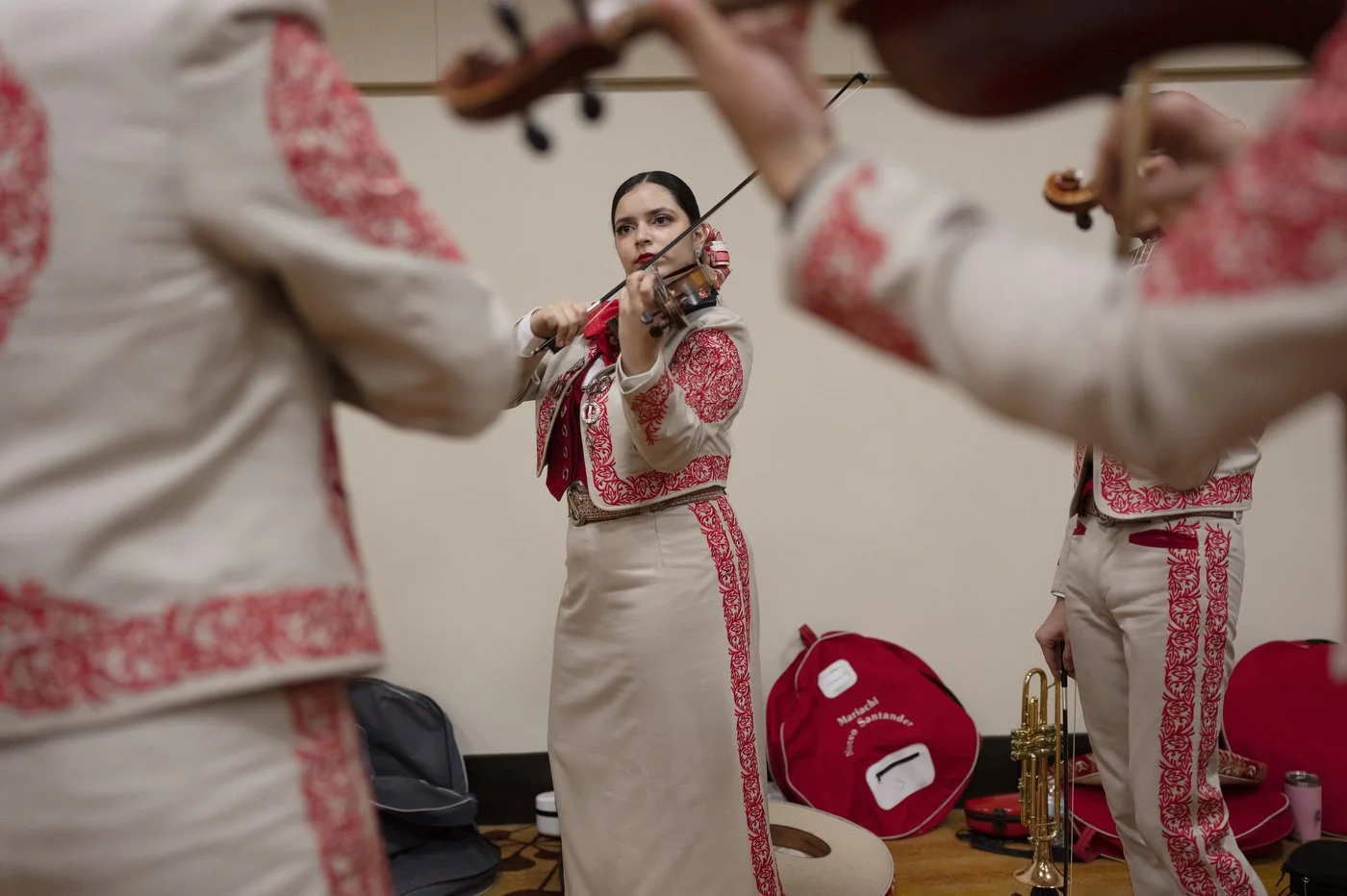 20211204_NYTmag_HSMariachi_3216.JPG