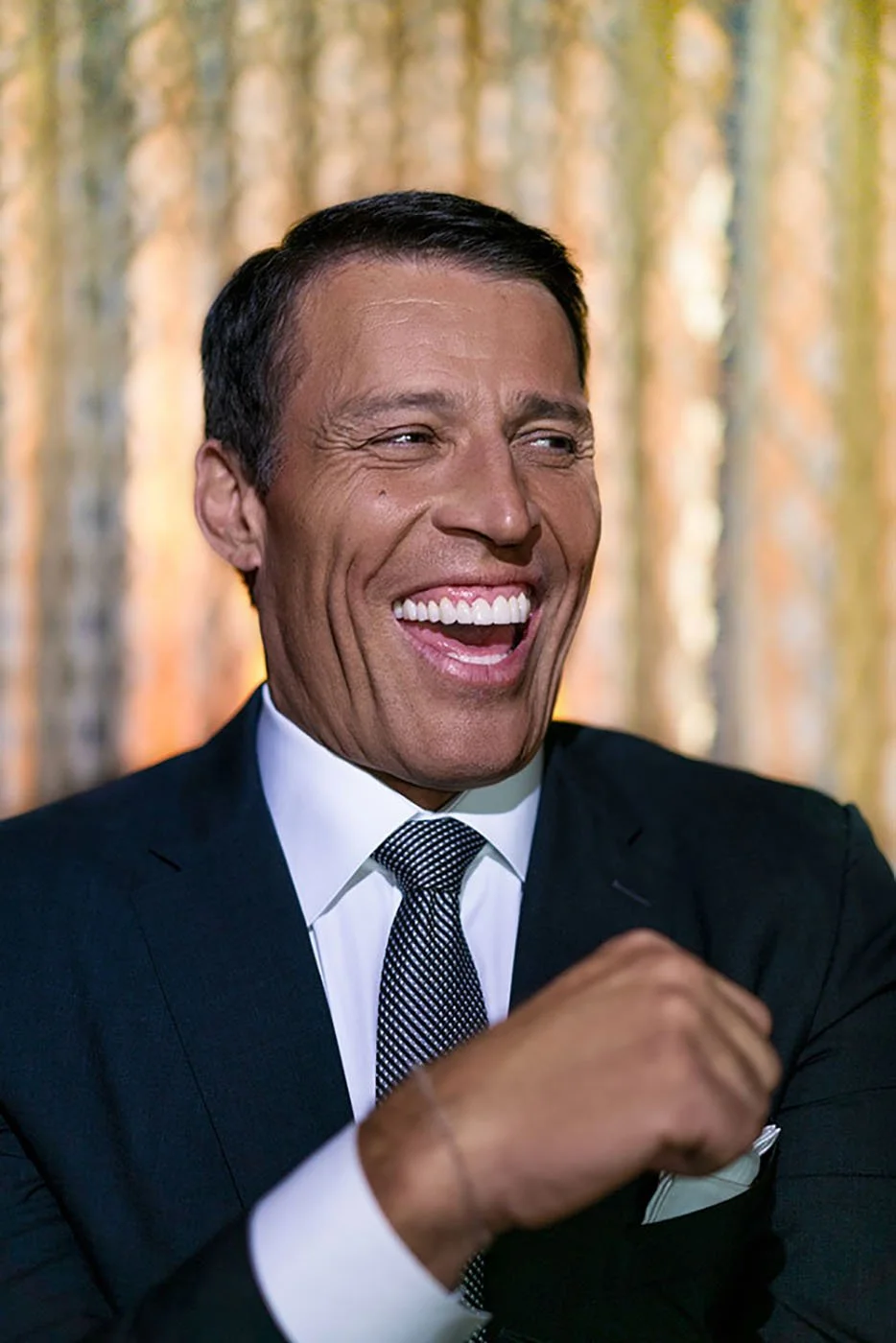 TonyRobbins.JPG