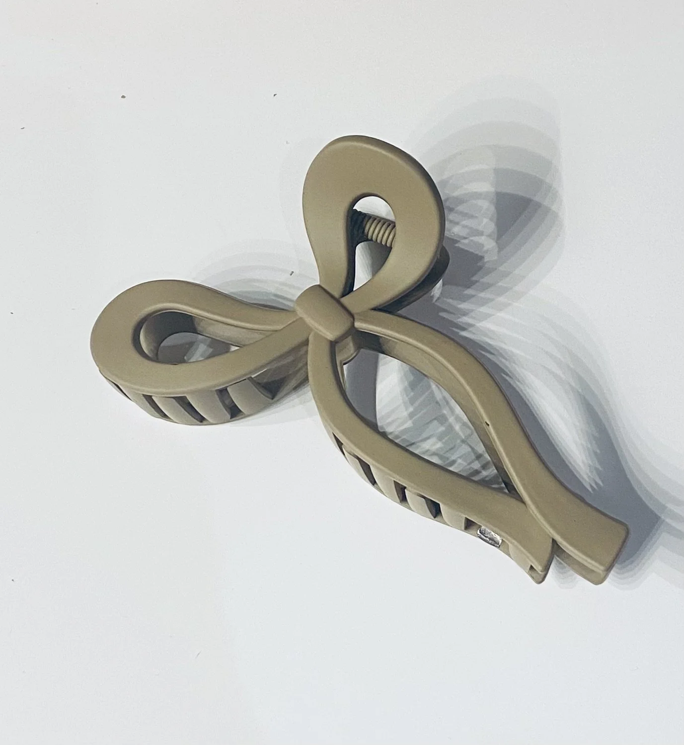 Beautiful Bow Claw Clip. Taupe
