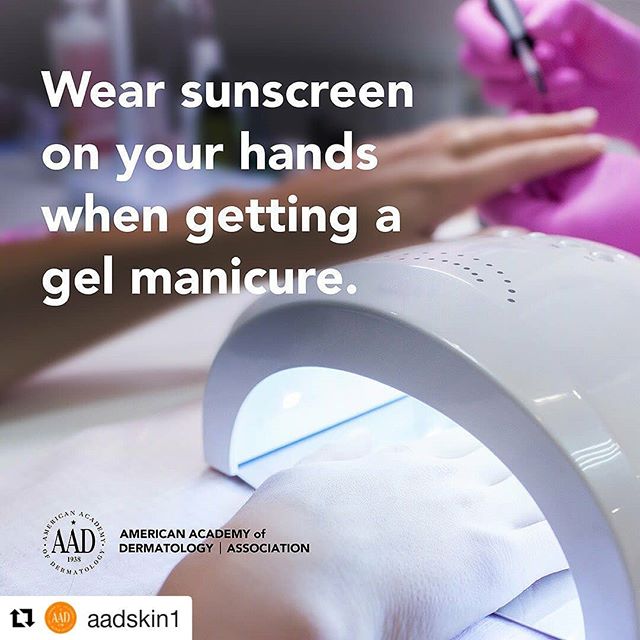 If you have &ldquo;get a gel manicure&rdquo; 💅 on your holiday to-do list, make sure to protect your skin from the UV rays found in curing lamps. Find more tips for a healthy gel manicure at the link in our bio.
.
.
.
.
.

Follow @sd_skincareco 🙋

