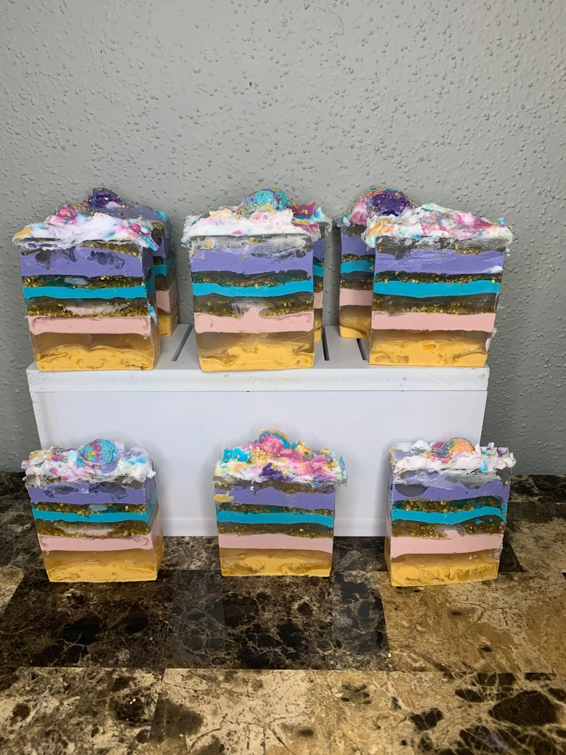 5D68ED3E-15ED-40D8-95A2-CF439327F7EA