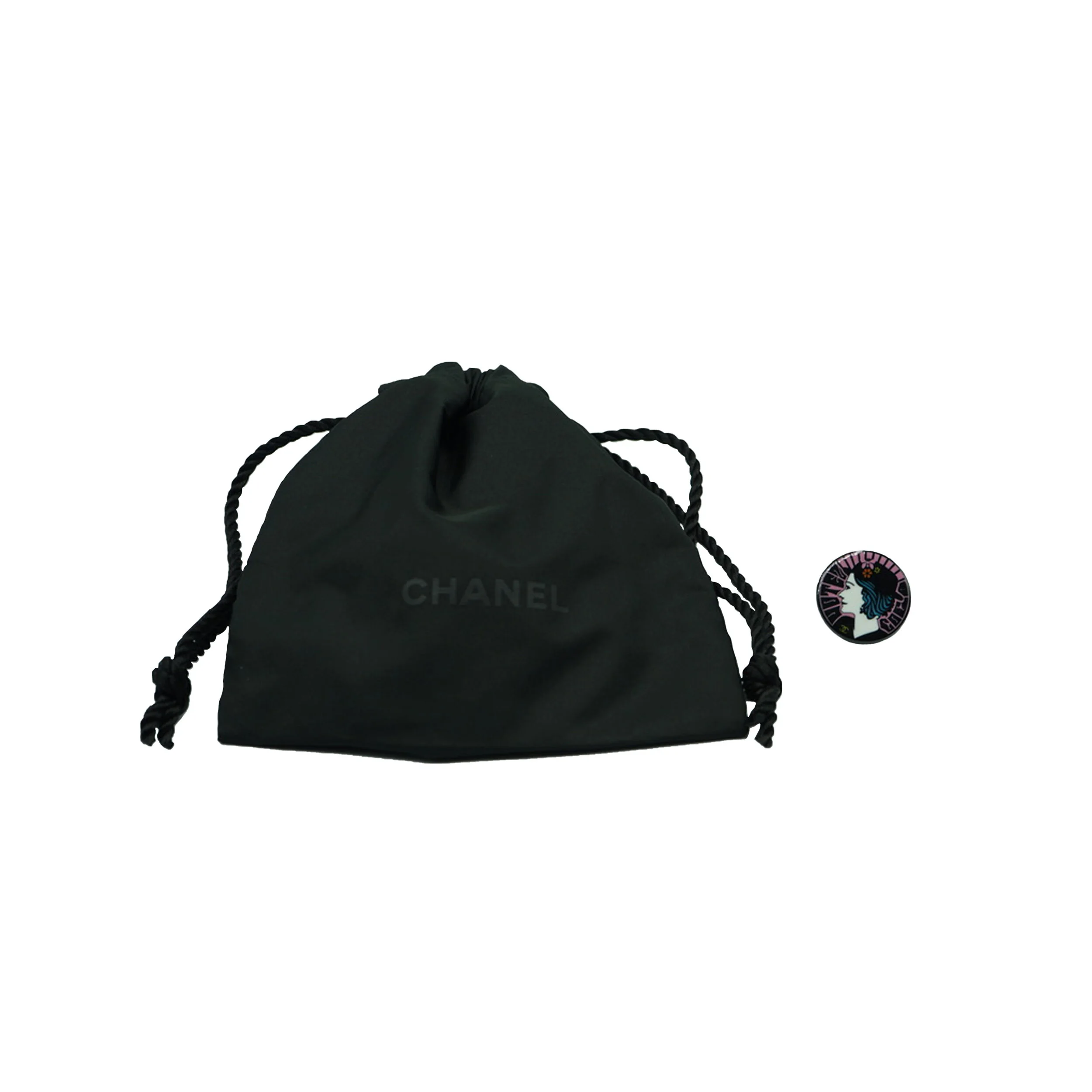 chanelpin4.jpg
