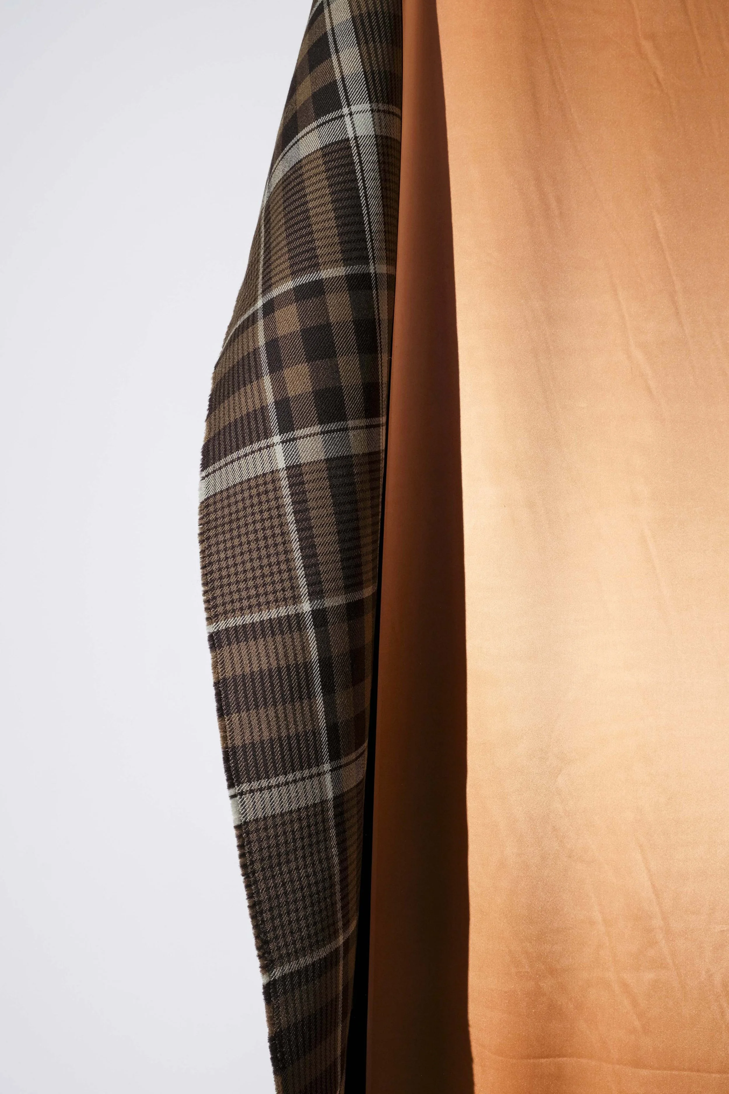   Ella Aandal: Kabultex Fabrics (2025), detlaj. Foto:    Dan Mariner    /    NŌUA   