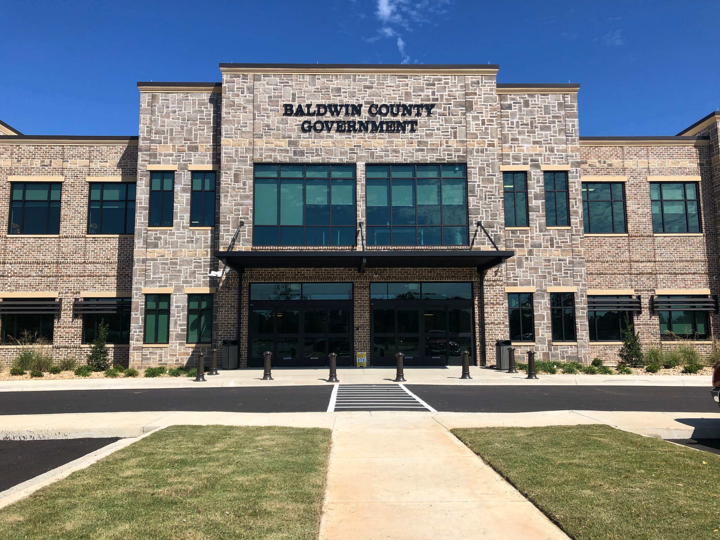 Early voting location change 