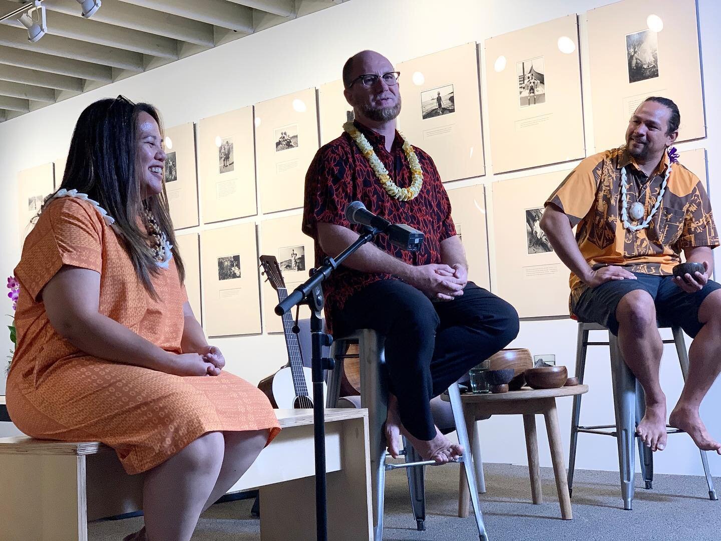 Mahalo nui Waiwai Nuʻuanu @alohalaiana @artslettersnuuanu @singerstarr @rainbow_koolau ma kēia walaʻau me &lsquo;awa. He ono ahiahi! #nuʻuanu #honokaʻupu #mekiasmartin #dreadnought #kaulapiko #martinguitar #kuhio #kabanaaliʻiHawaiʻi