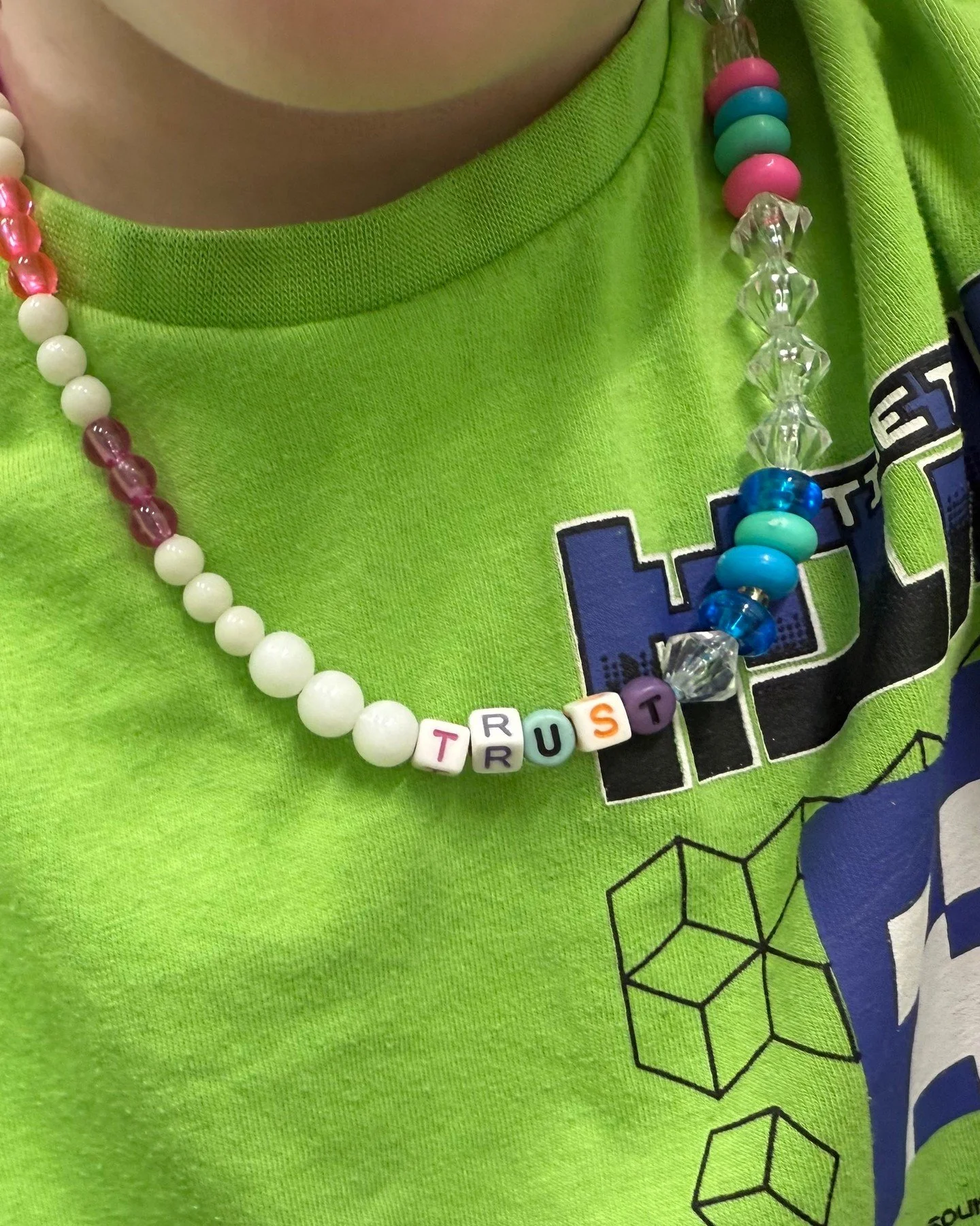 🌟Building trust with our clients starts with connection 💛✨ When children feel seen, heard, and valued, learning and growth follow naturally. 

We take the time to:
🤝 Get to know them and the talents and strengths that make them awesome
🎲 Play, ex