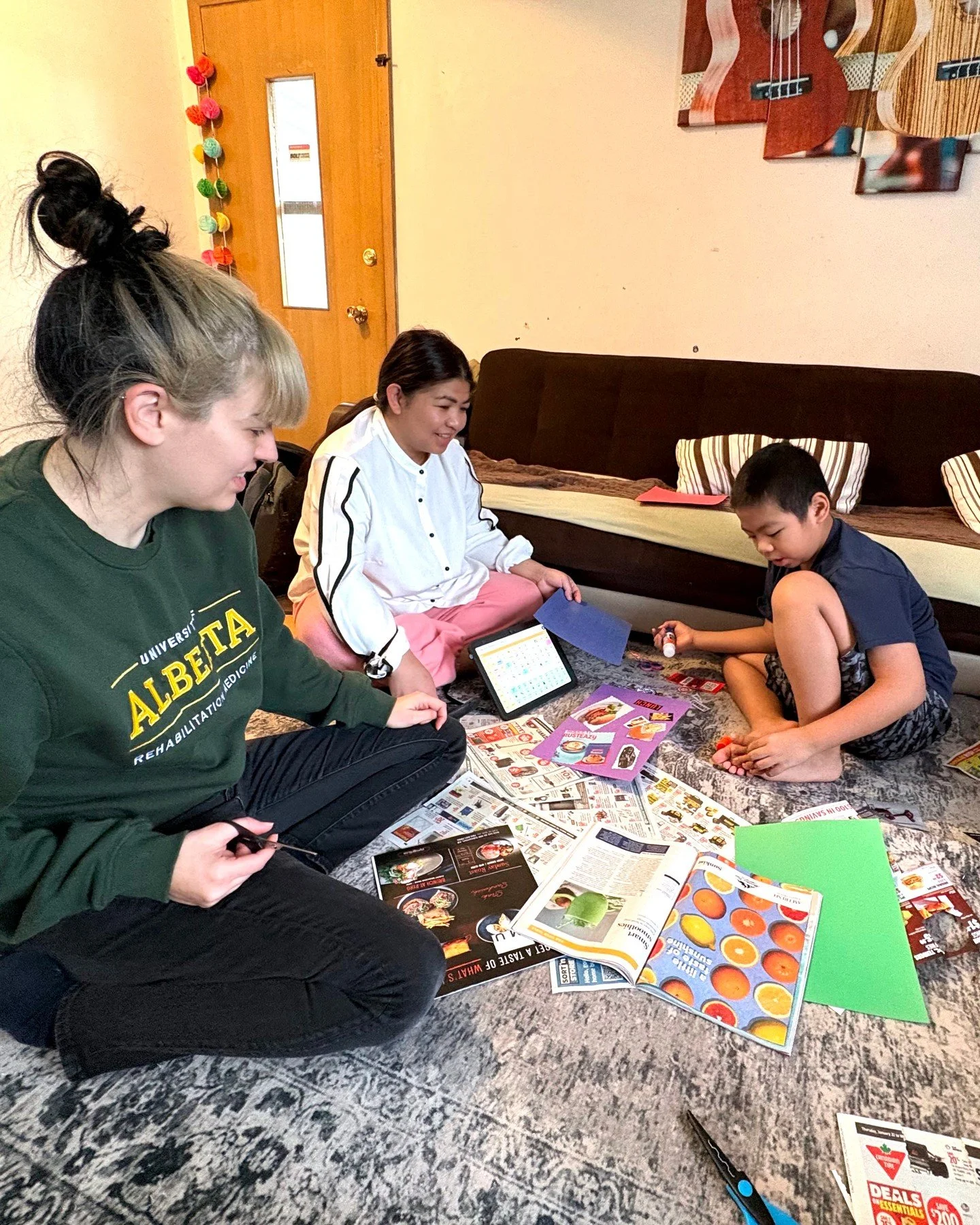 Coaches Kris and Janice had the best time getting creative at a recent client visit: cutting, pasting, and making collages all about food! ✂️ 🍎

Learn more about Qi&rsquo;s creative and collaborative approach.
👉 Visit our website and fill out an In