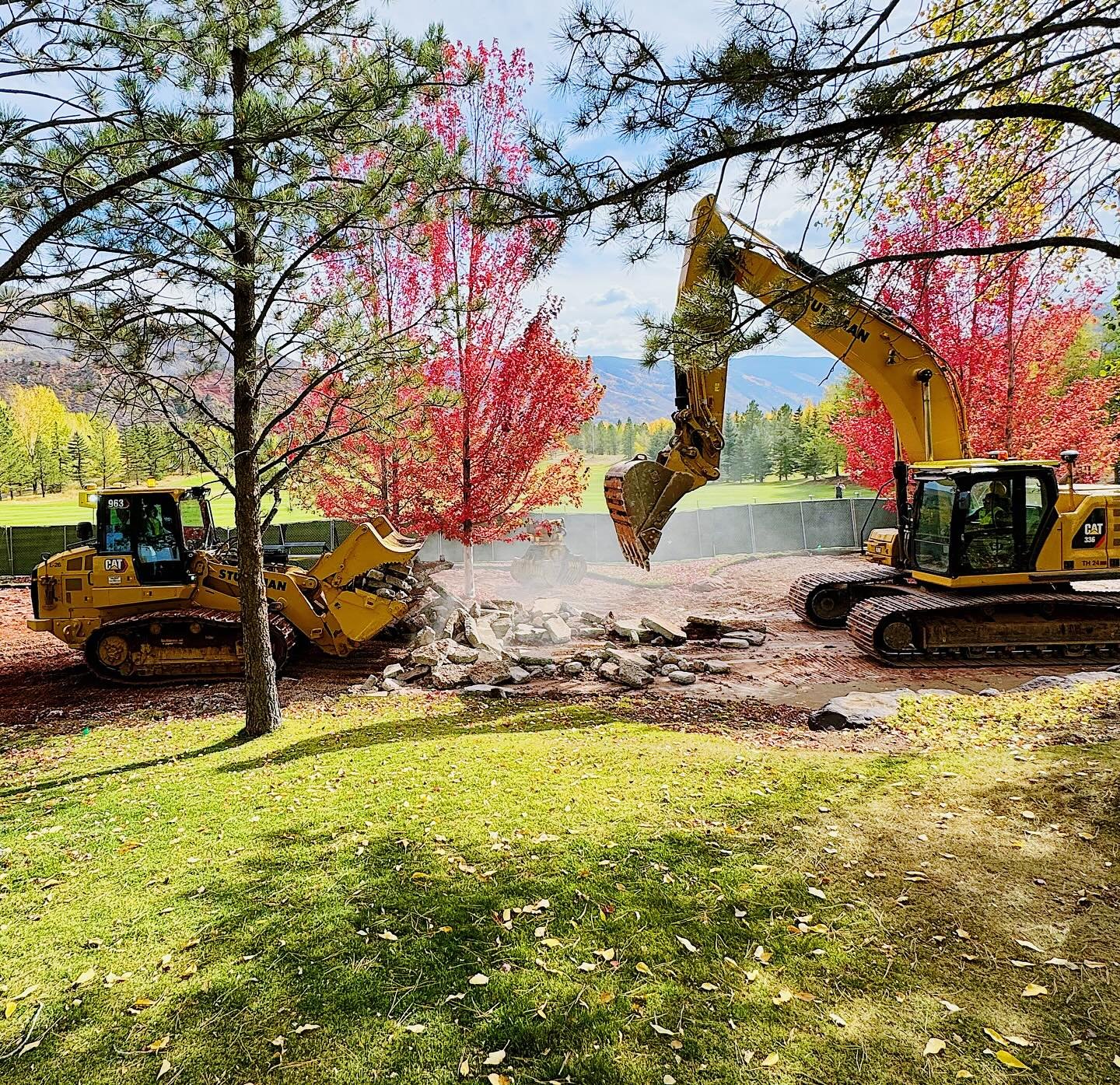 Fall vibes in full effect #trackloaders