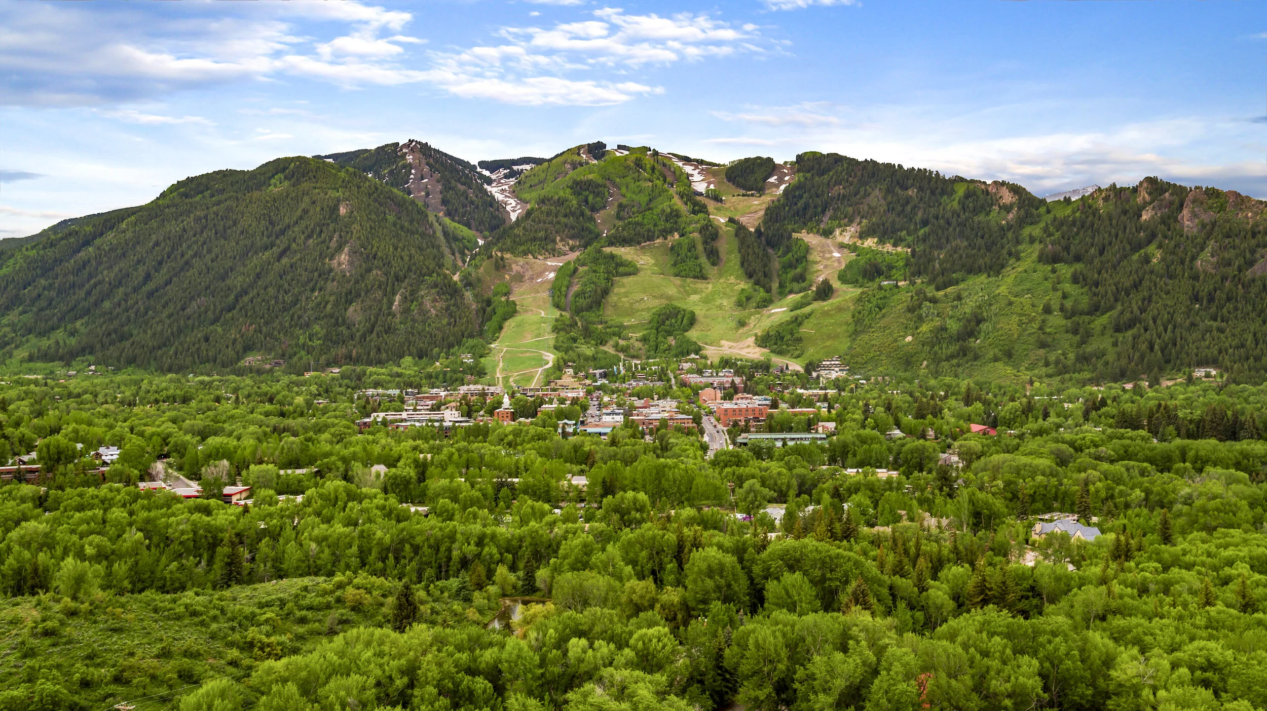 100 Red Mountain-0011_ColorAdj.jpg