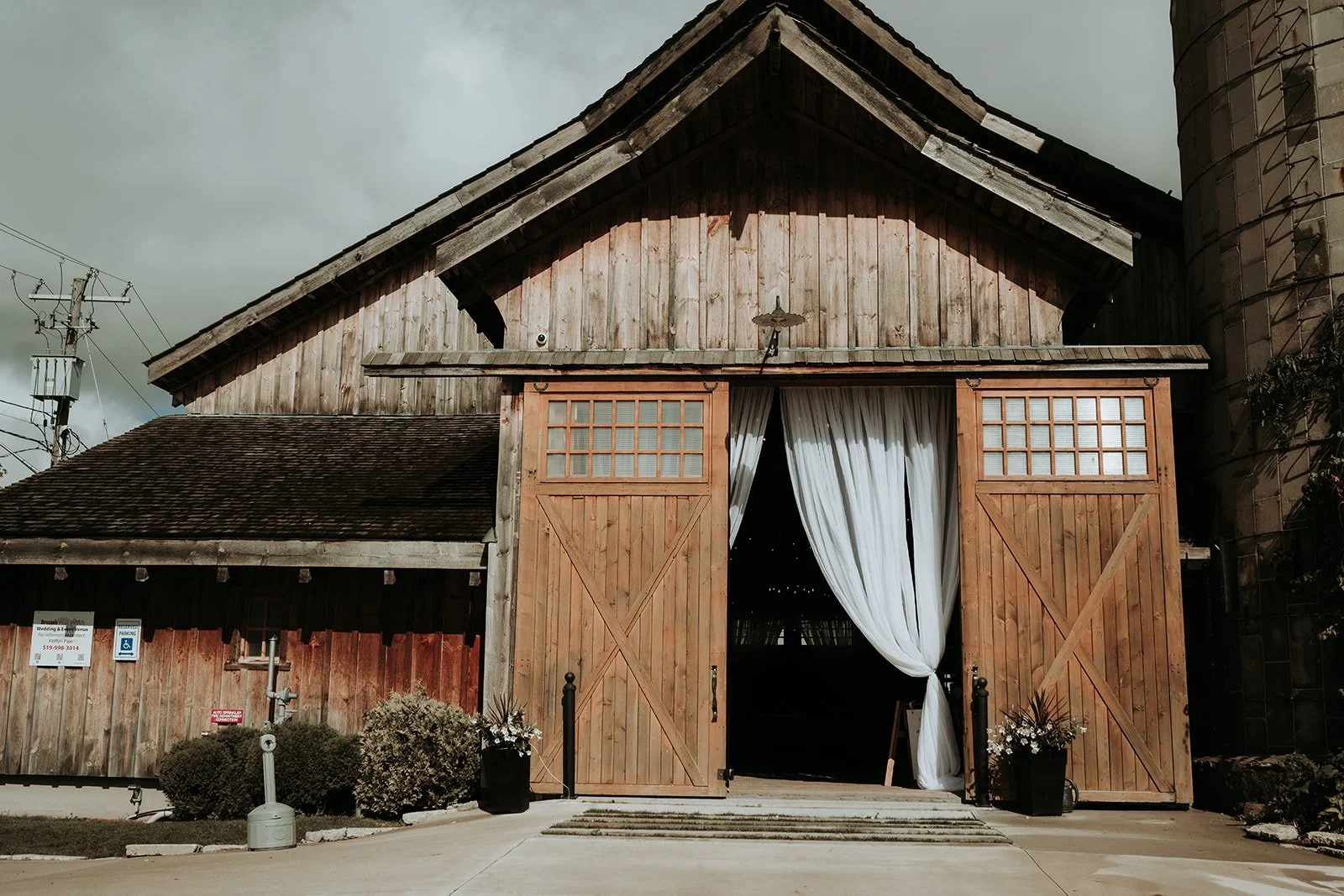 Oct 7 - Ashley and Matt - zettlephotography.jpg