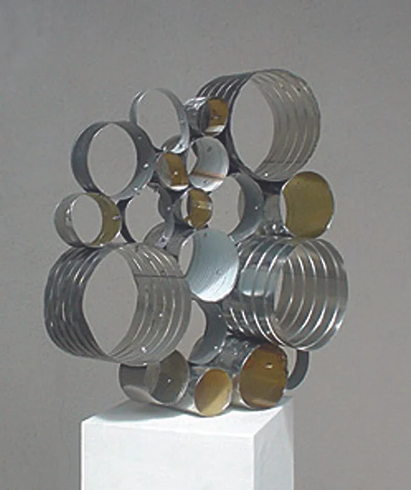 BLACK + WHITE, study 1 (2004)