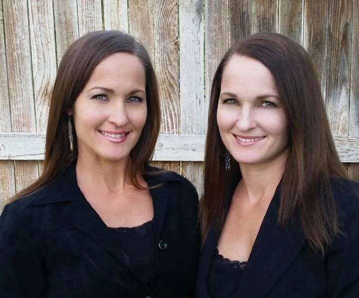 Pic of Jen and I.JPG