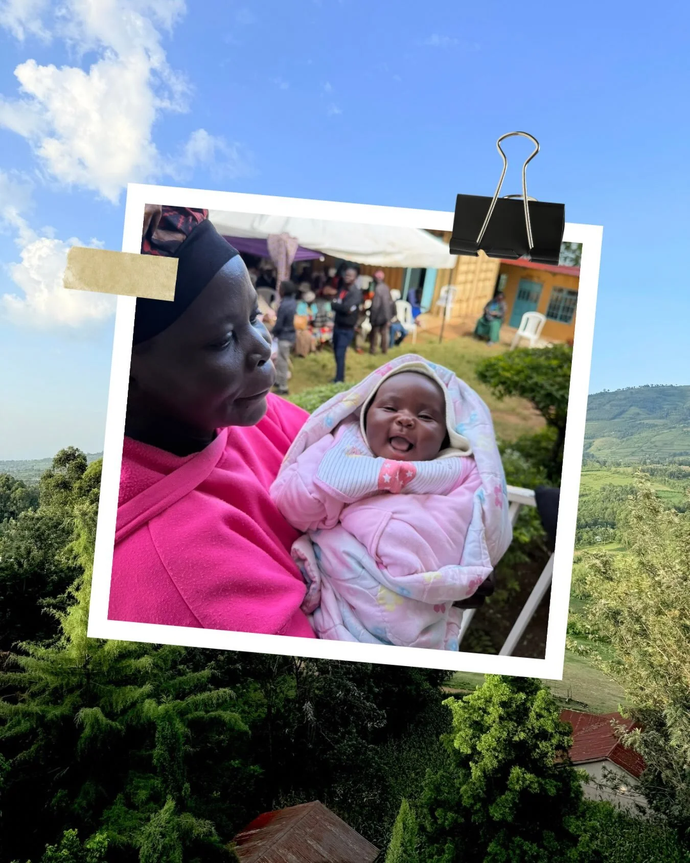 Back in 2013, our Kenyan partners came to use with a problem: on the plateau, it was nearly impossible for pregnant women to reach the hospital in order to safely deliver their child! So what to do about it? Mothers on the Move was born! Mothers on t