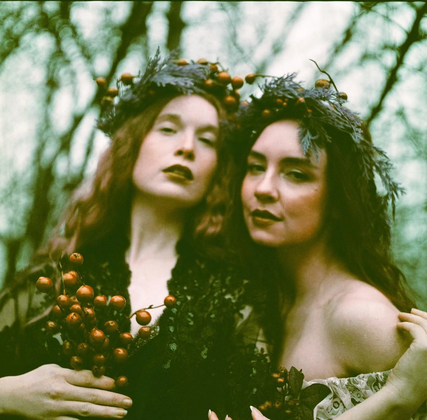 Just the most stunning photos I&rsquo;ve ever seen taken on @lomography purple by @kaagrrr ft. @emily.grondine and @laurel.nocturne 
Hosts &amp; Creative Directors: @ofstoneandsea @slamzeeny @lilith_aspect