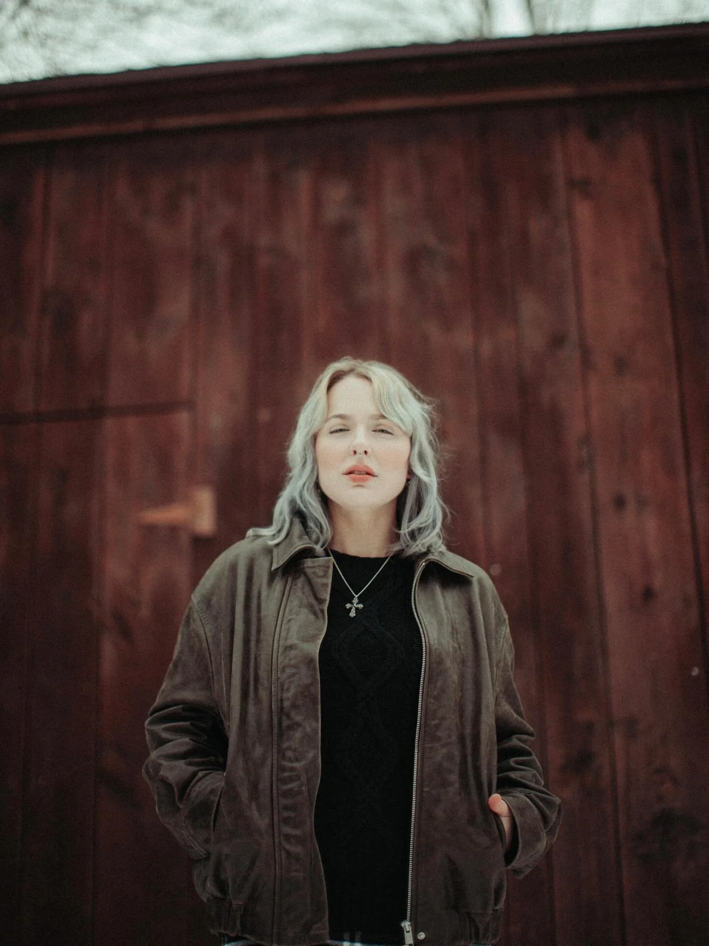 He&rsquo;s my white feather hawk tail deer hunter 🏹