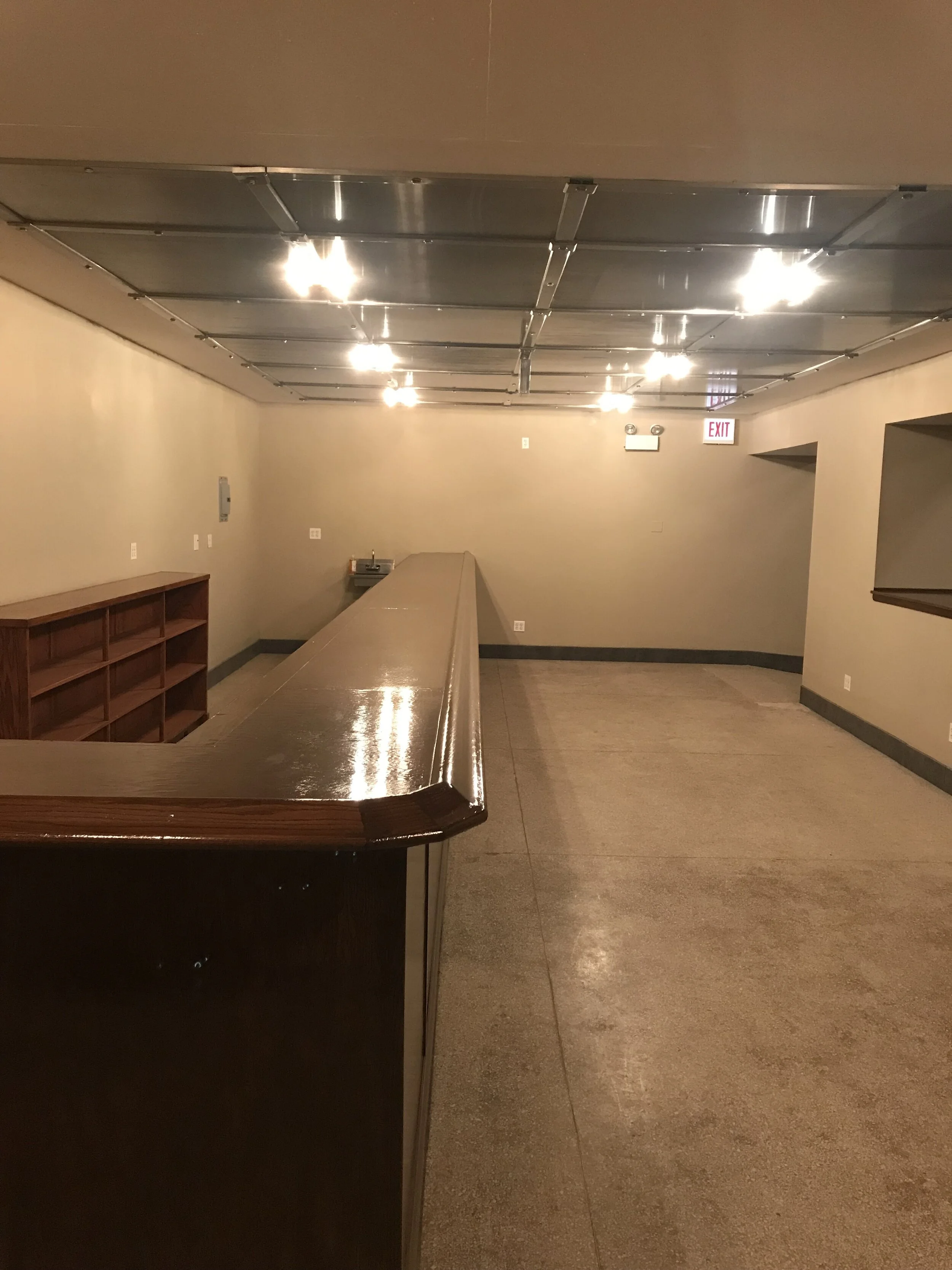 Main Hall, Forty foot Bar in what used to be the Bank Vault