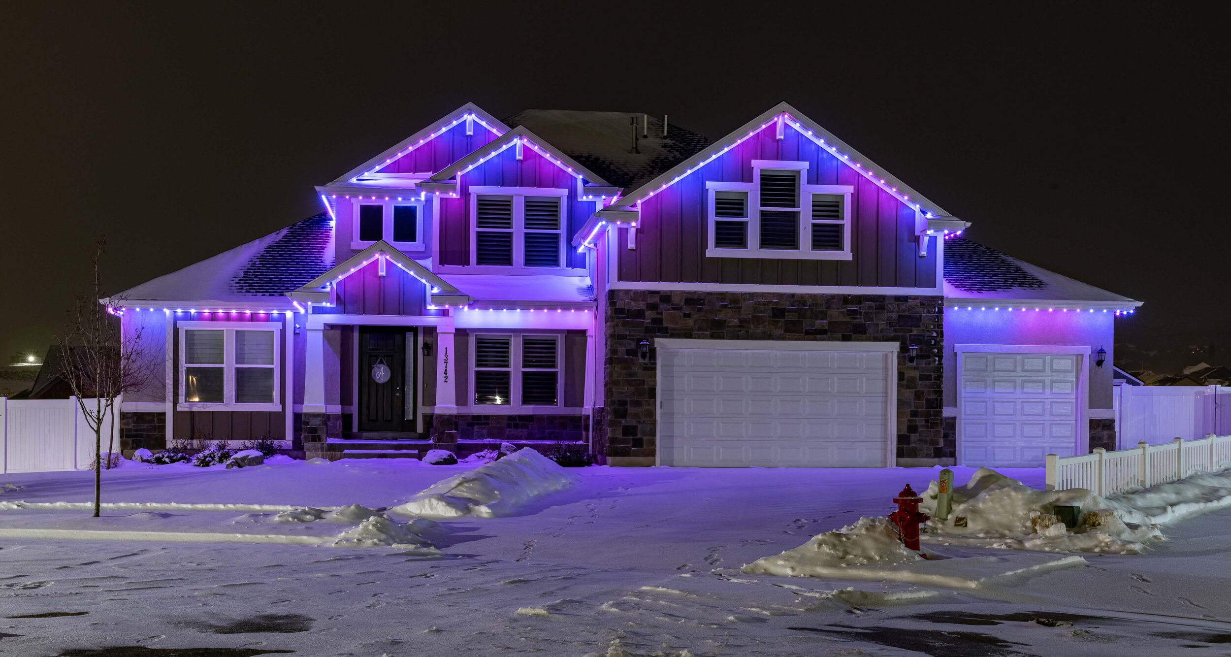   NEVER PUT UP CHRISTMAS LIGHTS AGAIN   With our permanent, high-quality exterior lighting, you're set for life. We can put up your old lights, too.   Schedule Your Free In-Home Quote  