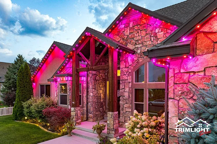 Residential permanent holiday lighting