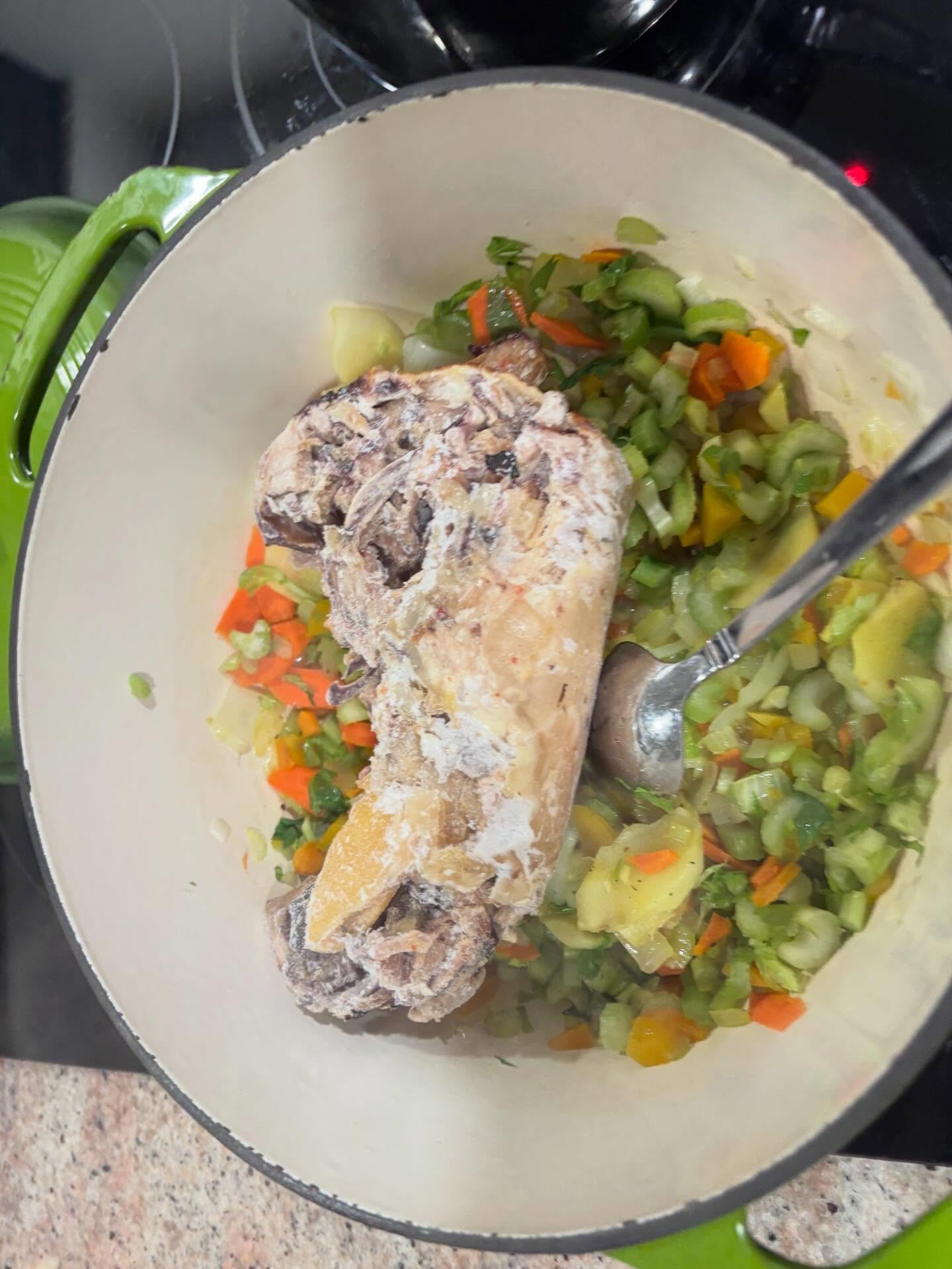 🍲✨ Cycle Syncing with Bone Broth: My Favorite Pre-Period Ritual

One thing I love doing in the week leading up to my cycle is sipping on a warm cup of homemade bone broth. It&rsquo;s such a simple way to nourish my body, support hydration, and sneak