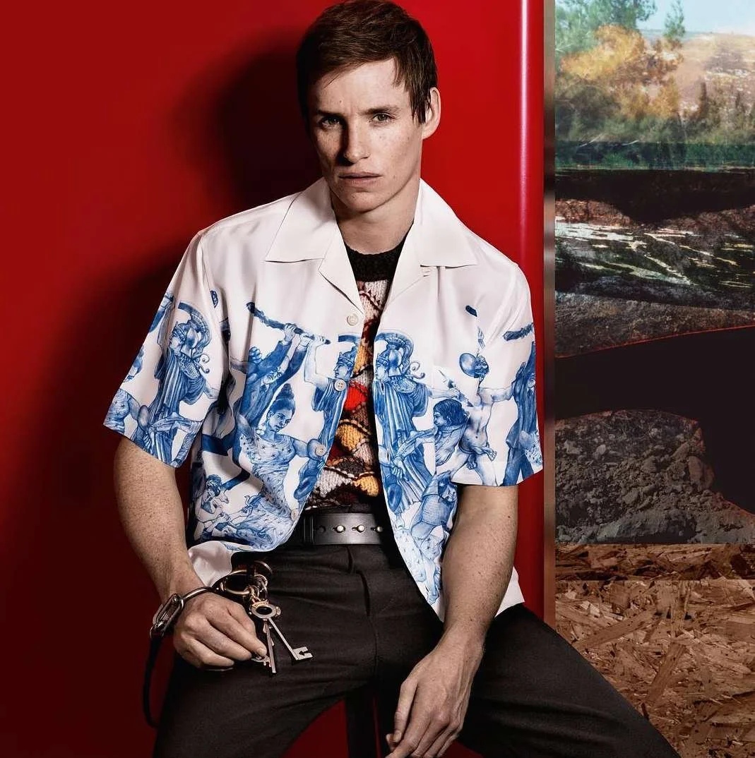 061416-eddie-redmayne-prada-73f30a49b46b4c93902036541ddb33e4.jpg