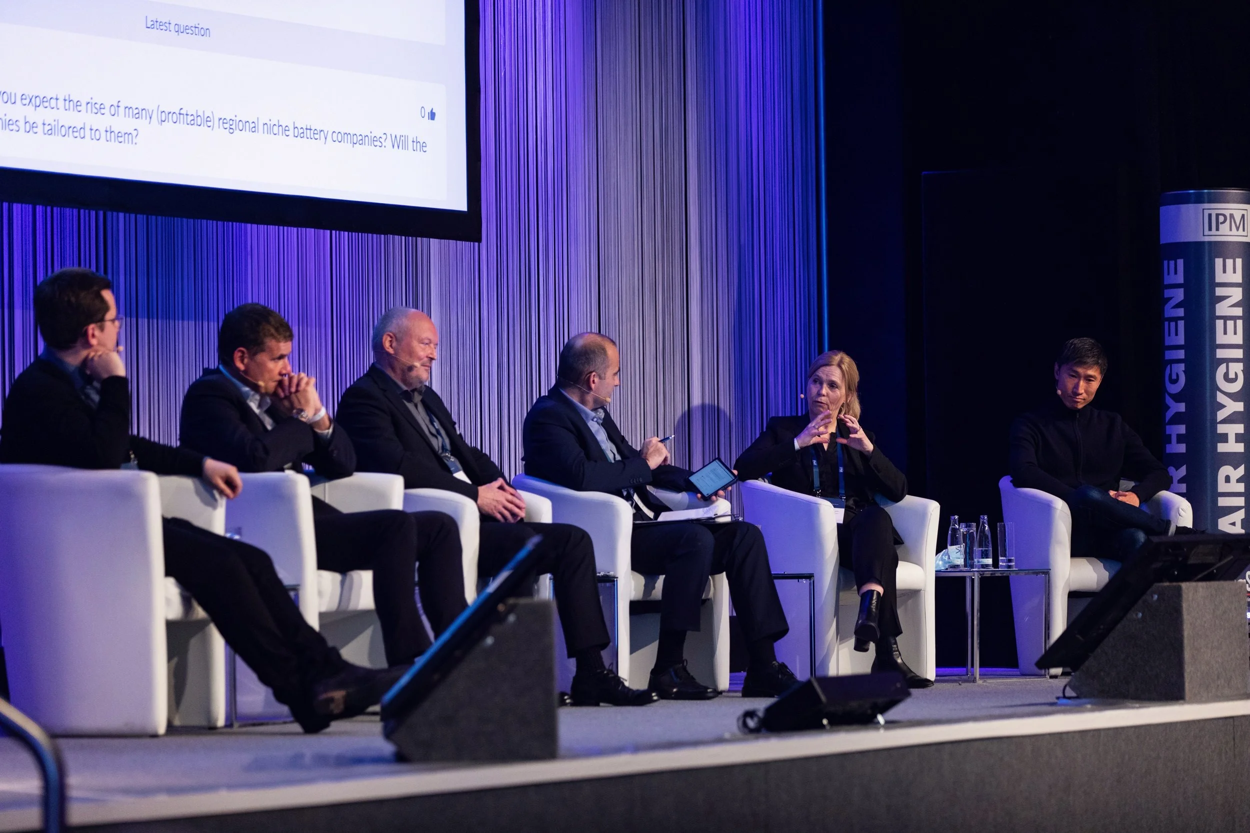   Keynotes, Tech Talks and Panel discussions with Q&amp;A    📅 November 3 - 4, 2022  | ECC Berlin    Tickets     Agenda  