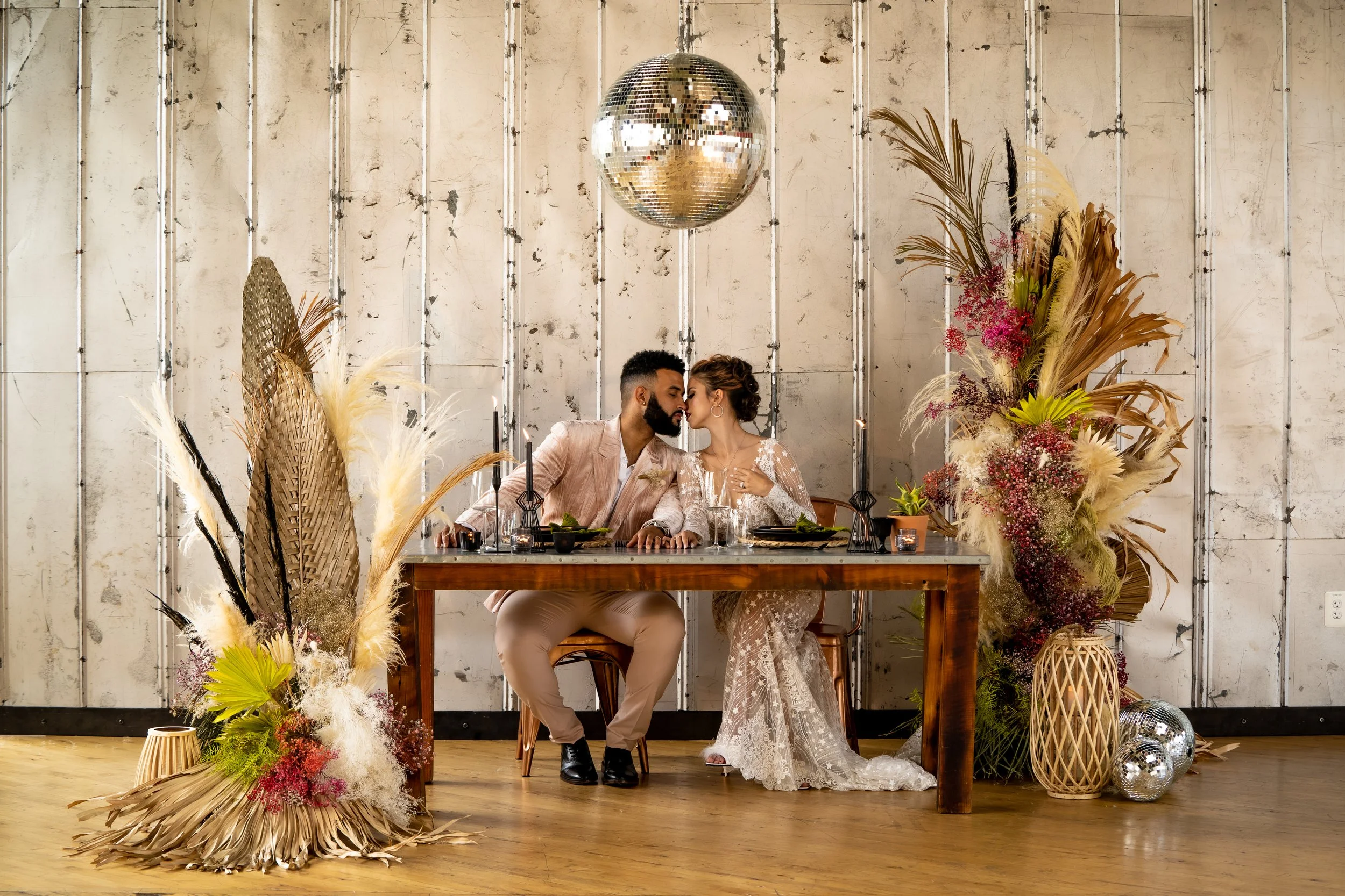 How to Choose the Right Wedding Photographer in Baltimore: 5 Key Questions to Ask