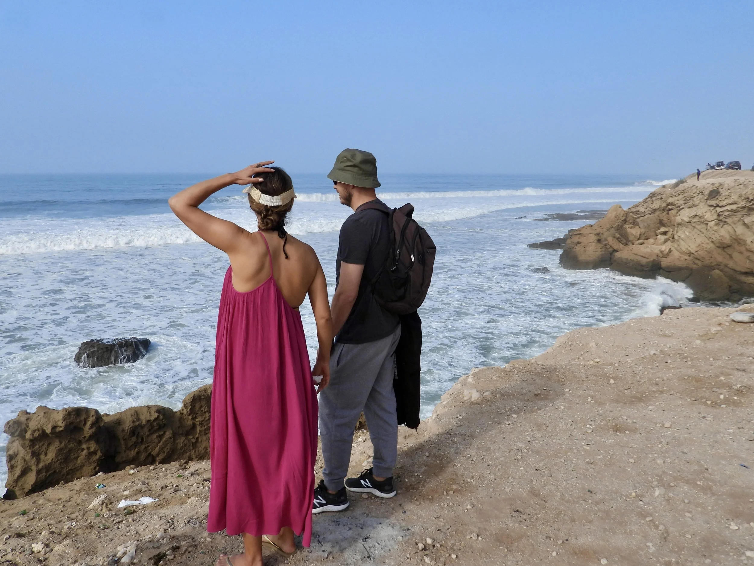 Surf Coaching vs Surf Guiding: Which One Is Right for You?
