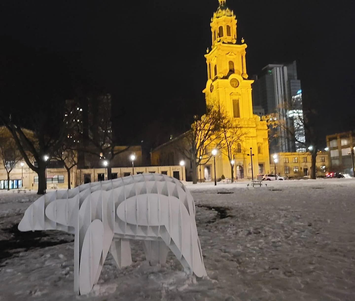 Have you been out exploring parks safely this winter? Or are you just coming out of hibernation? These polar bears have been encouraging safe outdoor exploration all winter while at Cathedral Square Park. Visit your favorite park today! 
.
.
.
#lovey