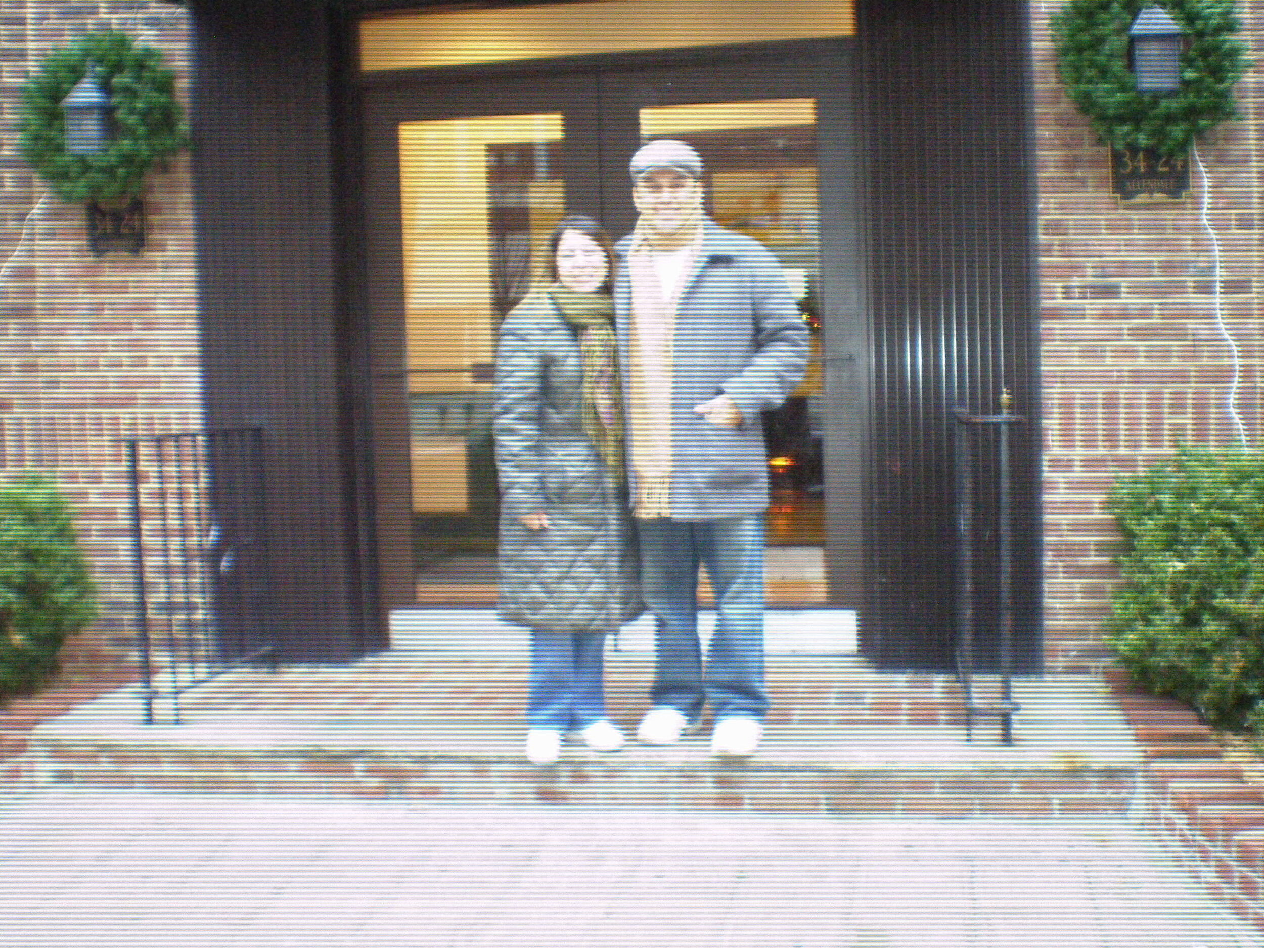Jessica & Danny in front of Allendale- Nov-Dec 2007.jpg