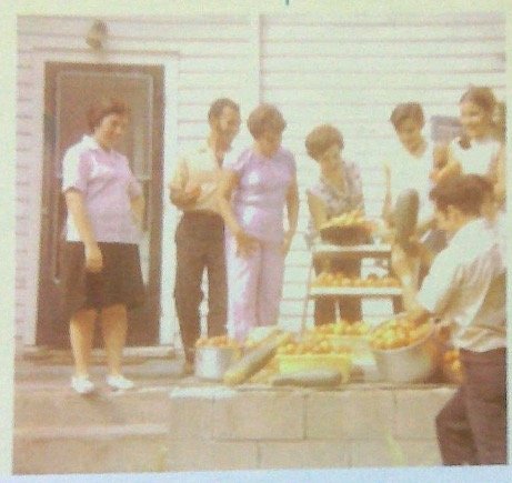 Primera Fraternidad Jesus de Nazaret en Tabor_1960s.jpg