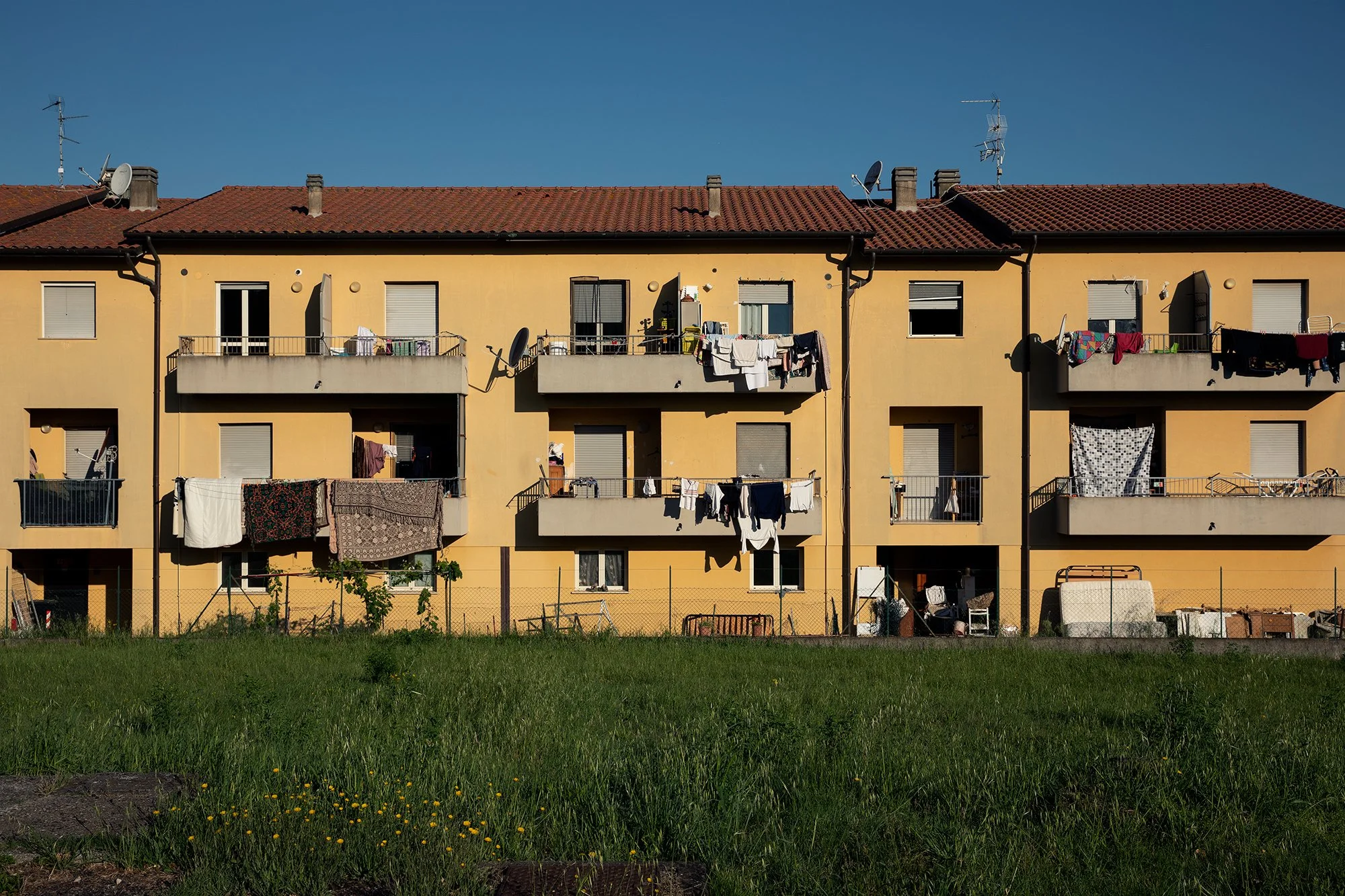 WASHING DAY, MACCHIE, UMBRIA