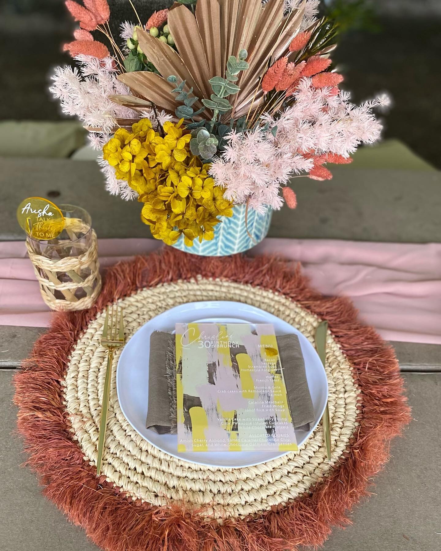 All the summery boho feels🌾

 #tablescape #dmvevents #dinnerparty #birthday #30thbirthday  #eventdesign #bohopicnic #bohoparty #gardenparty #eventdecor #eventstylist #instagood #instapic #sohappyimthirty #pampas #bohoevent 
#partyispiration #mddecor
