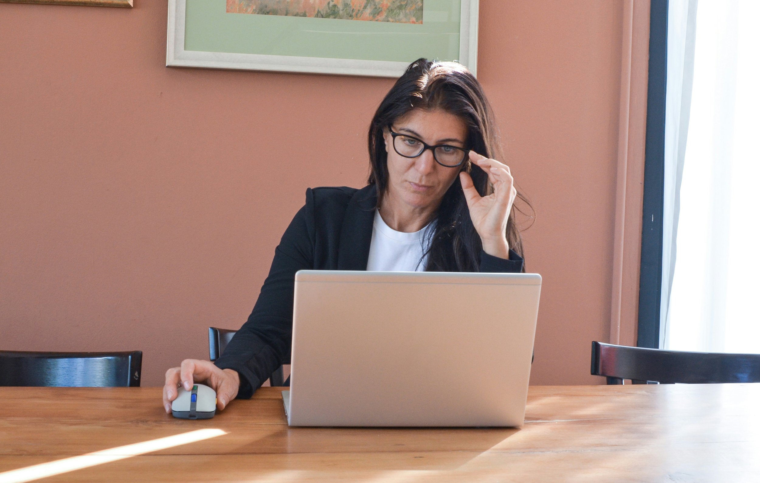 Why Leaders Resist Uncertainty (and How to Train Your Brain to Handle It Better)