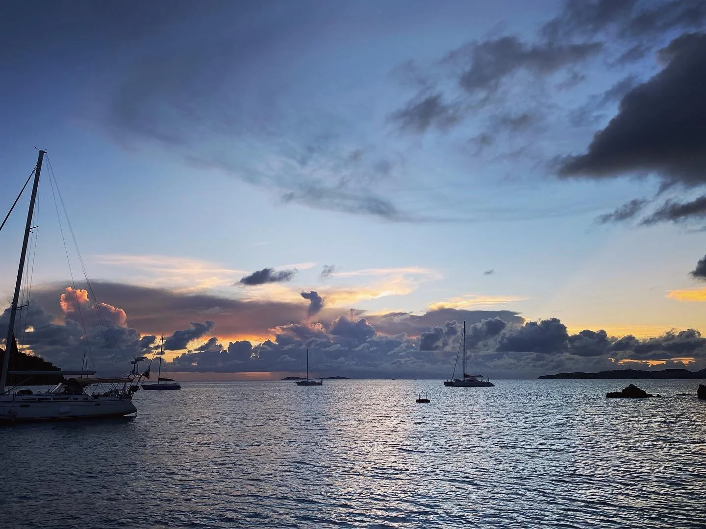 We are happy to be back in action  and sailing with guests. Nothing beats a Virgin Islands Sunset! 
http://max-charters.com
.
.
.
#visitstthomas #usvirginislands #christmascove #carribean #maxcharters #charterboat #sailing #ritzcarltonstthomas #secr