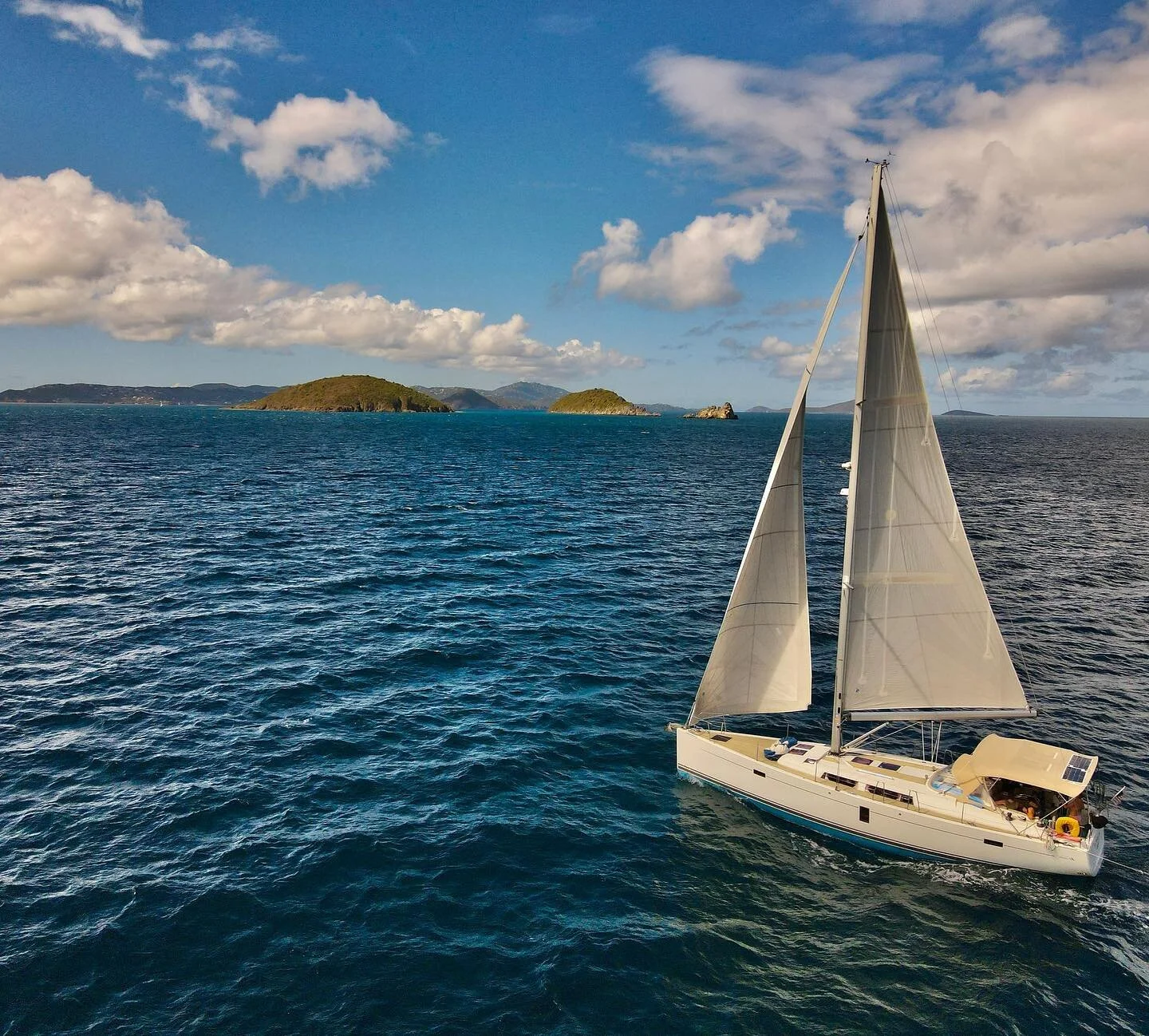⛵️🏝👌🏼
http://max-charters.com
.
.
.
#visitstthomas #usvirginislands #christmascove #carribean #maxcharters #charterboat #sailing #ritzcarltonstthomas #secretharborbeachresort #margaritavillestthomas  #usvi #virginislands #usvirginislands #stthoma