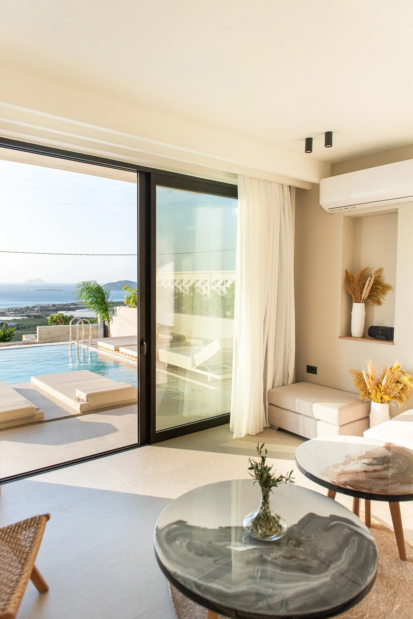 Casa di franco living room 03