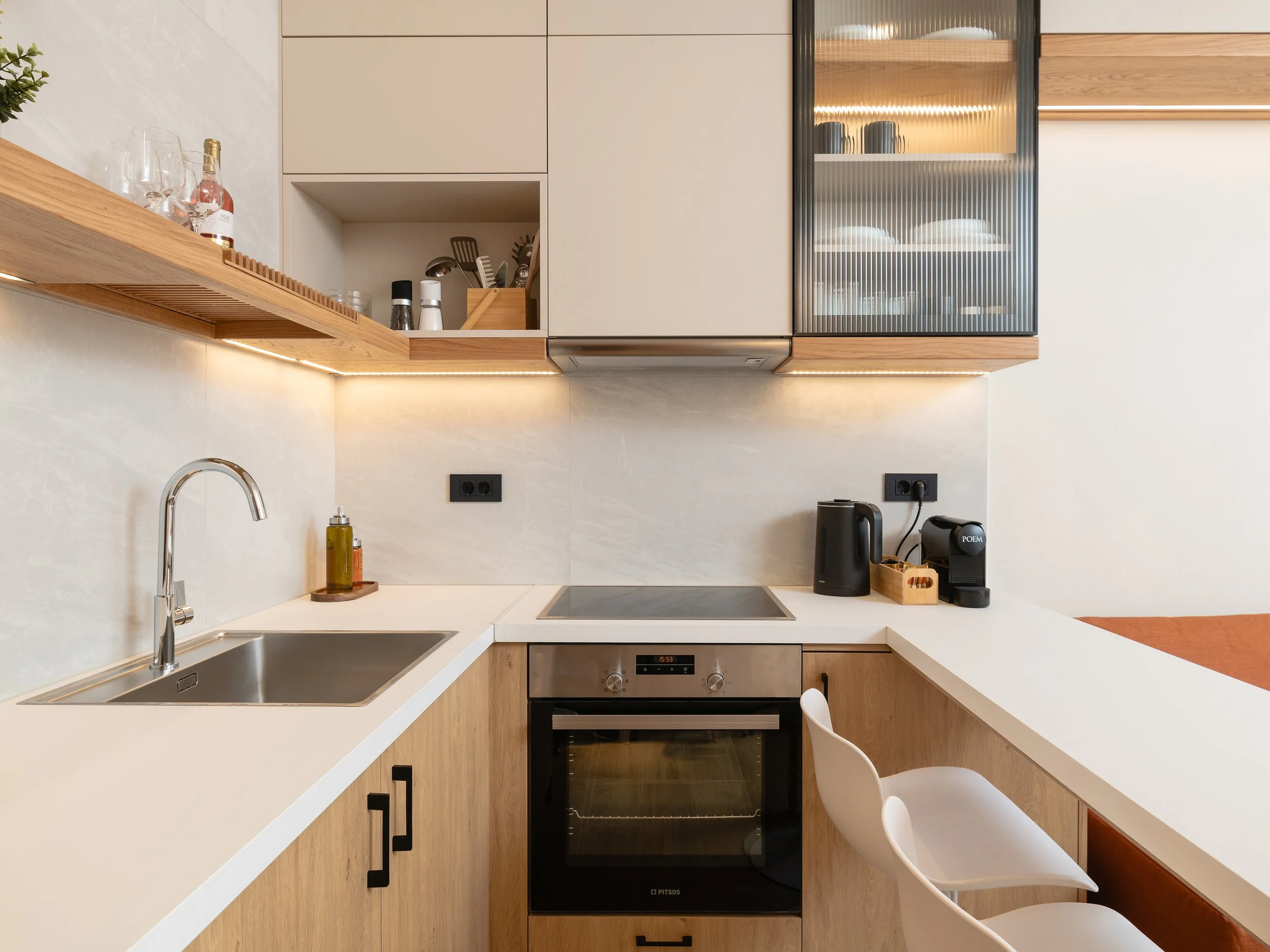 AR kydoni signature apartment - cover.jpg