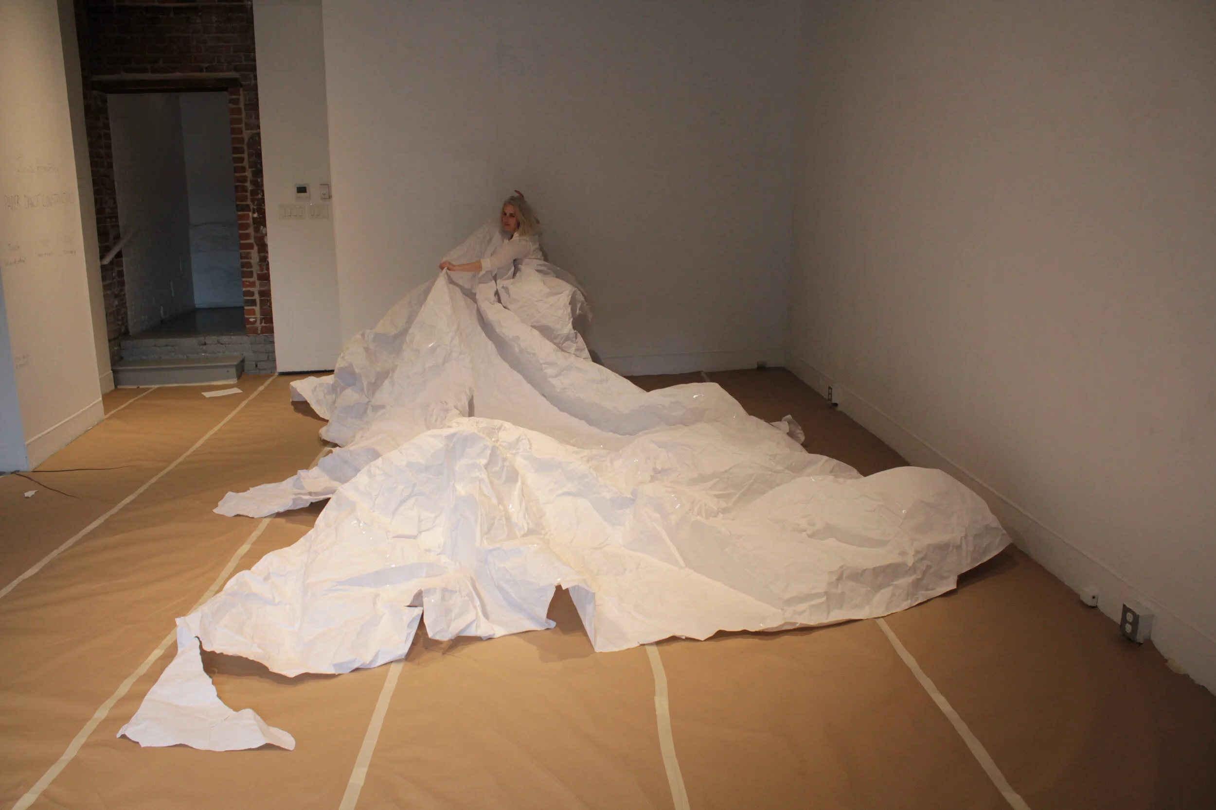 2. Big Paper skirt_photo Katarina Marinic.JPG