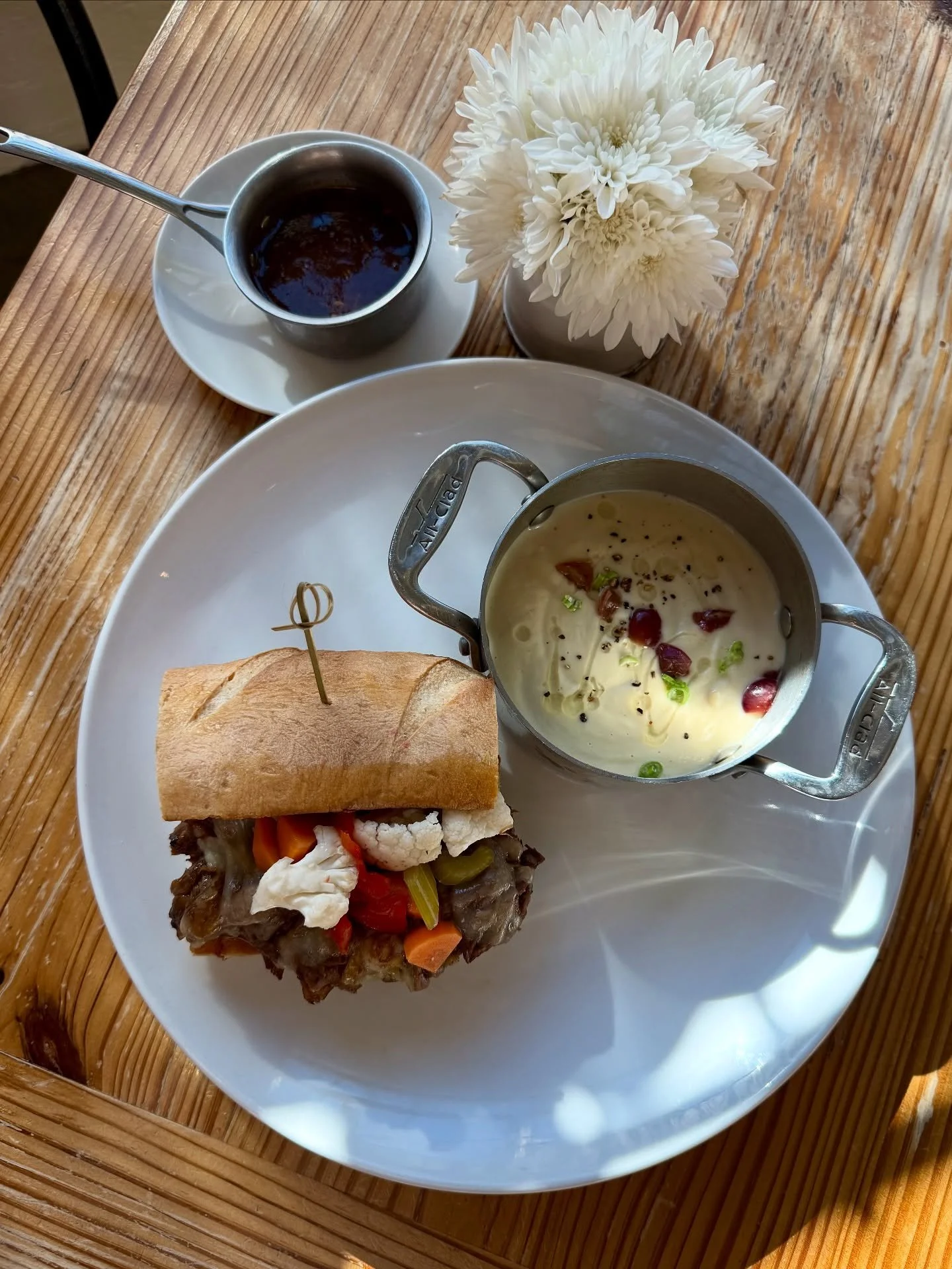 The kind of sandwich that makes lunch plans easy. 🍽️

Italian Beef &bull; braised CAB chuck, giardiniera, Monterey Jack cheese, on a toasted housemade French bread. 

Pictured with a side of our new seasonal Celeriac Soup. 🥣