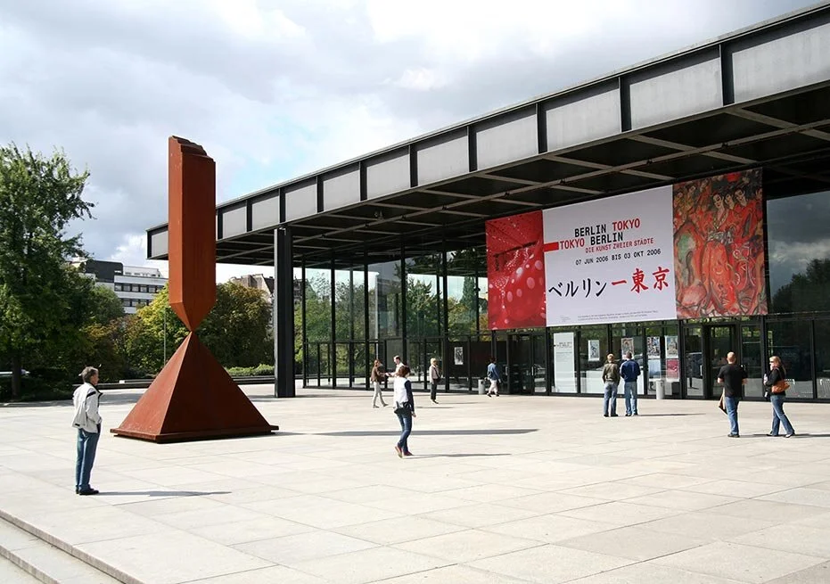 david-koenig-berlin-neue-nationalgalerie-01.jpg