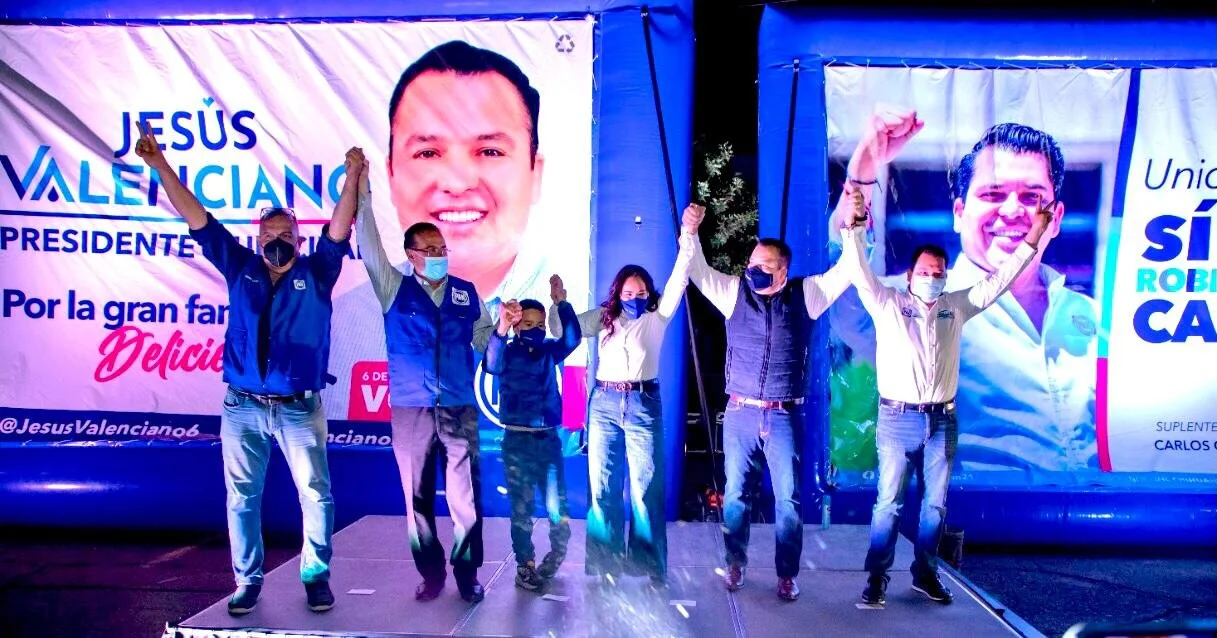 Va por la gran familia deliciense