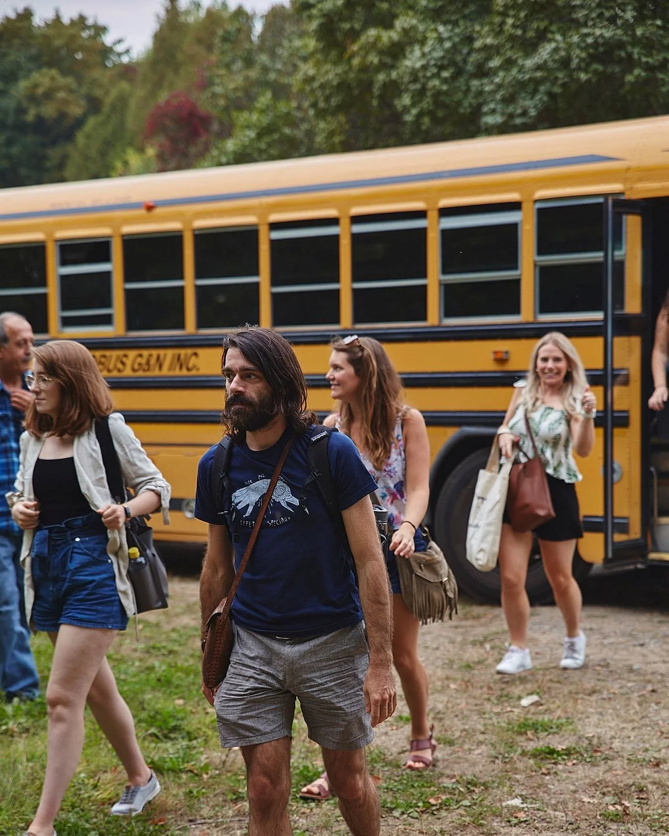 [Mardi nostalgie] 
⠀⠀⠀⠀⠀⠀⠀⠀⠀
La fois où l&rsquo;on a pris l'autobus pour aller visiter nos amis de @cidrespolisson.
⠀⠀⠀⠀⠀⠀⠀⠀⠀
***
⠀⠀⠀⠀⠀⠀⠀⠀⠀
The one time we took the bus to visit our friends at @cidrespolisson. 
.
.
.⠀⠀⠀⠀⠀⠀⠀⠀⠀⠀⠀⠀⠀⠀⠀⠀⠀⠀
📸 @bruno_guer