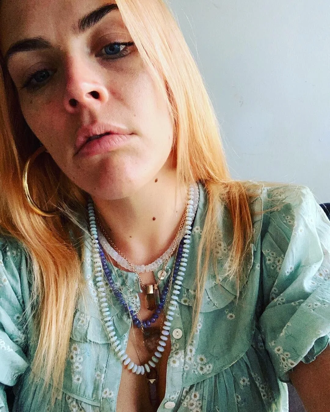 busy_philipps_candy_necklaces.jpg