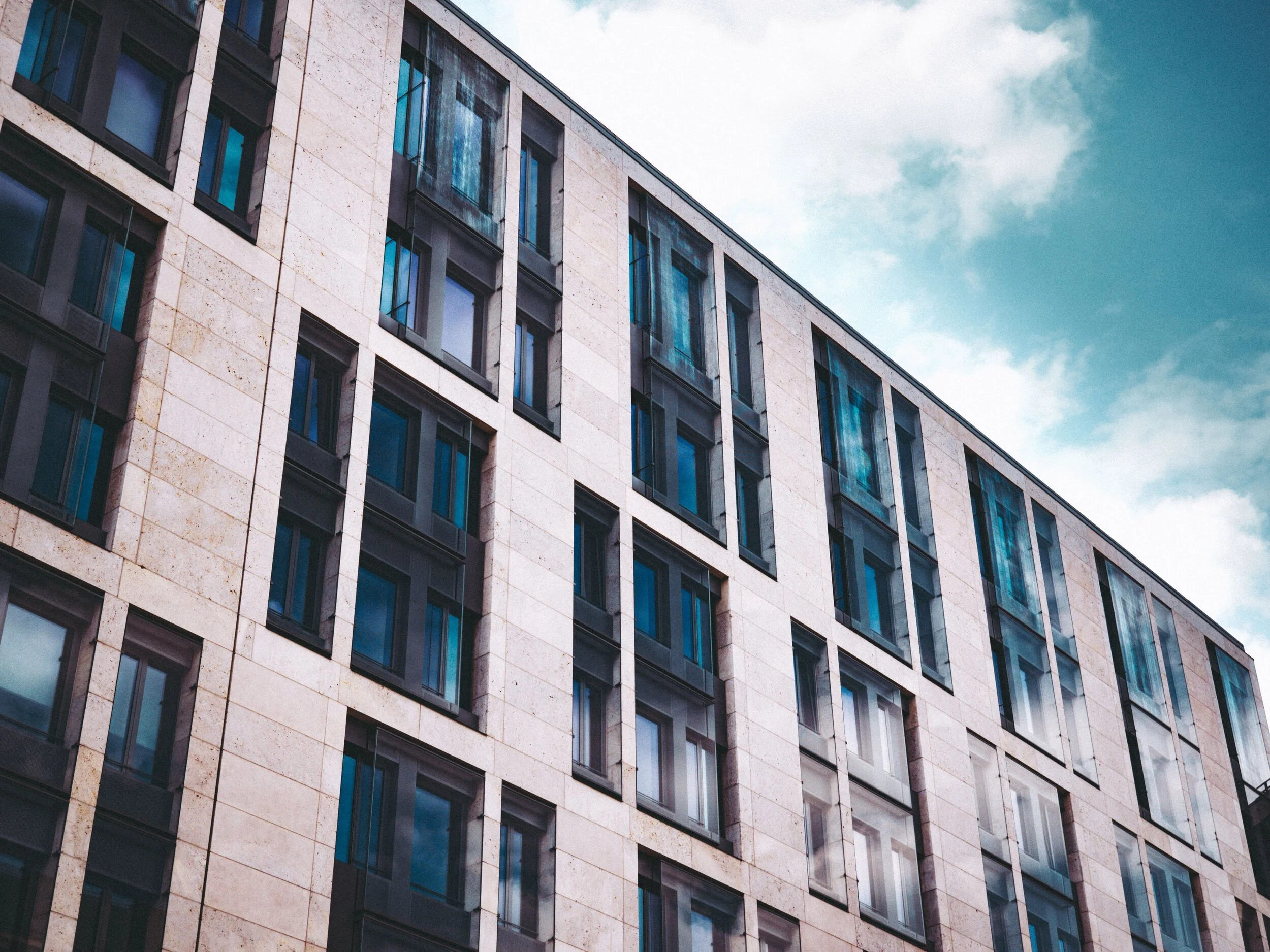 white-concrete-building-1124461.jpg