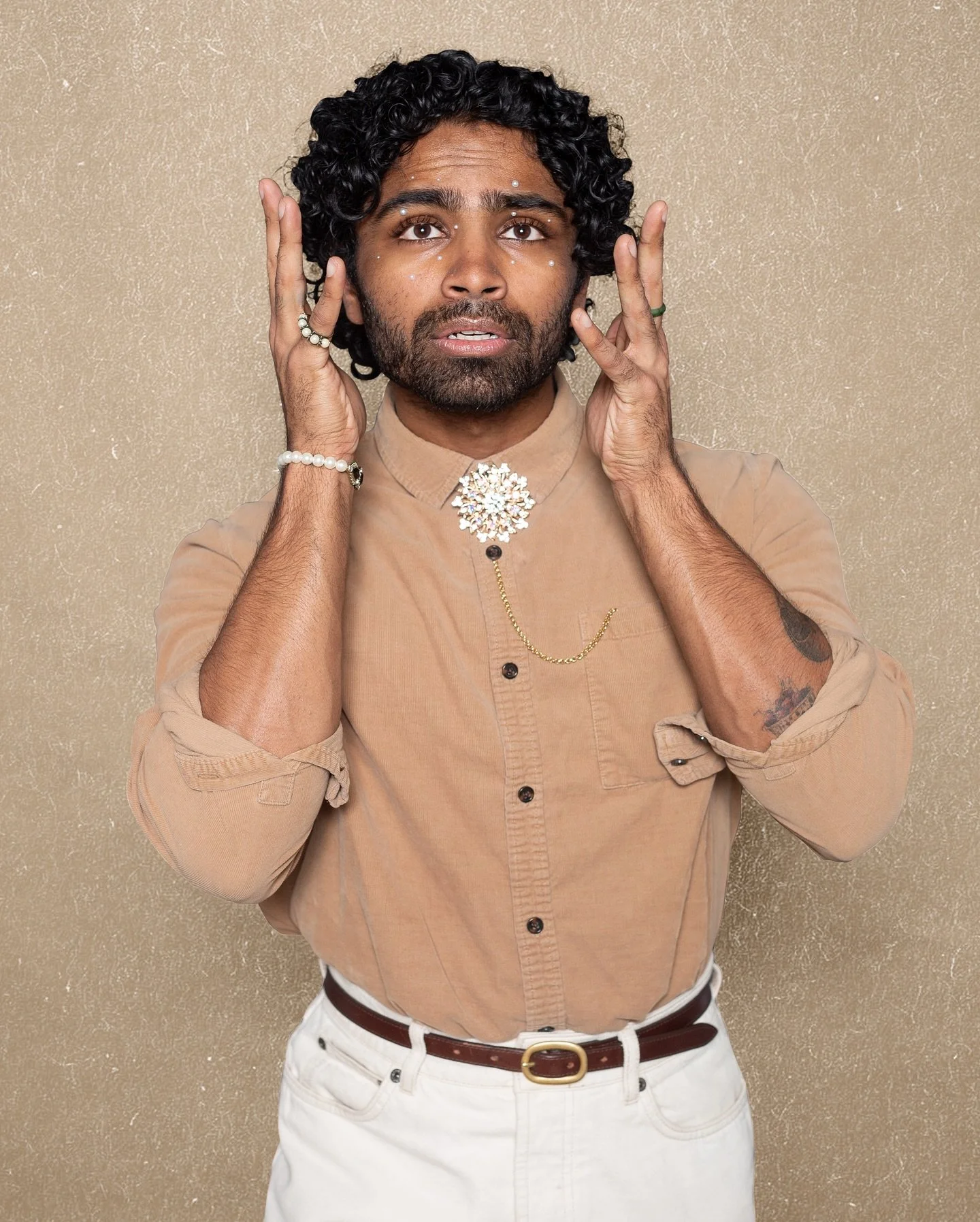 COUNTDOWN TO SFN 30
Oct 17th / Oct 18th (ticket link in bio)

Meet SFN Cast Member Ateeq Rehman (@ateeqmr)!

SFN Cast Member Since: 2023

Favorite Moment in SFN: When Danny Pudi and Steven Yeun kissed for 25 minutes straight claiming it was an &lsquo