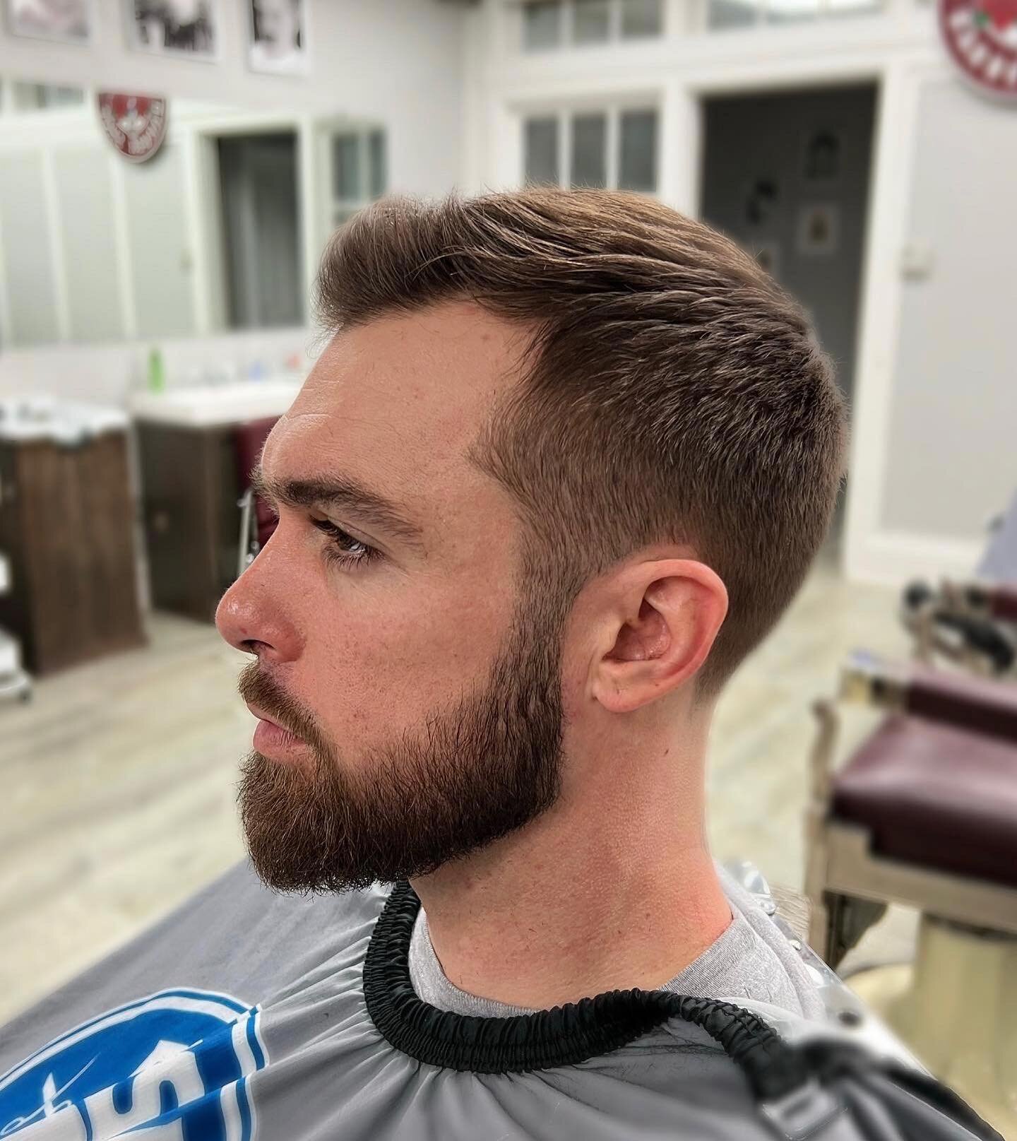 Tight sides with just enough to style is always a win. 

💈Executed by Ren @rengarcia_hair