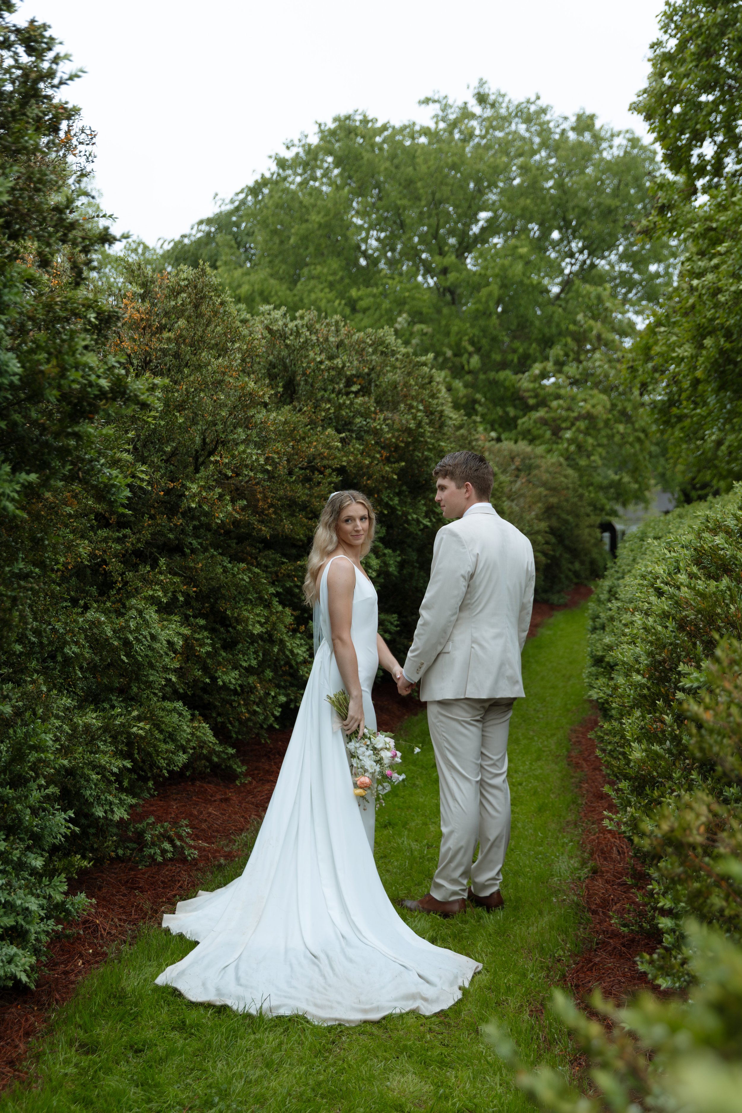 WhitneyNicolePhotosLLC_Historic_Tuckahoe_Wedding_VA10.jpg