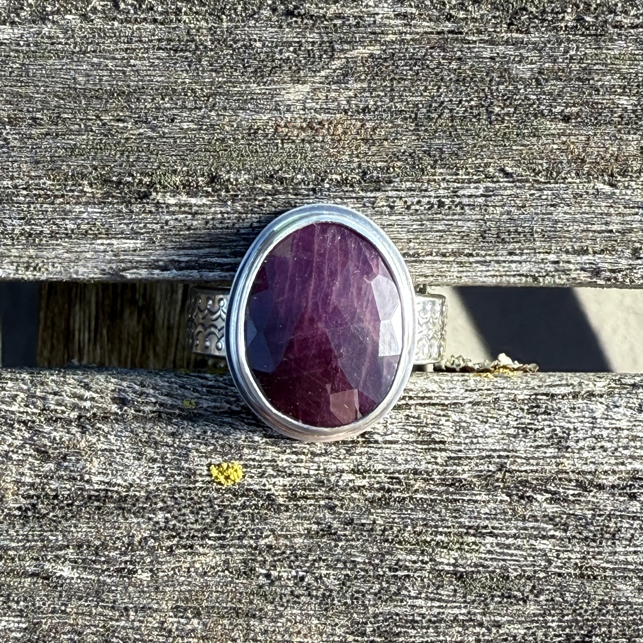 r-RubySapphireOvalSize7.75f.jpg