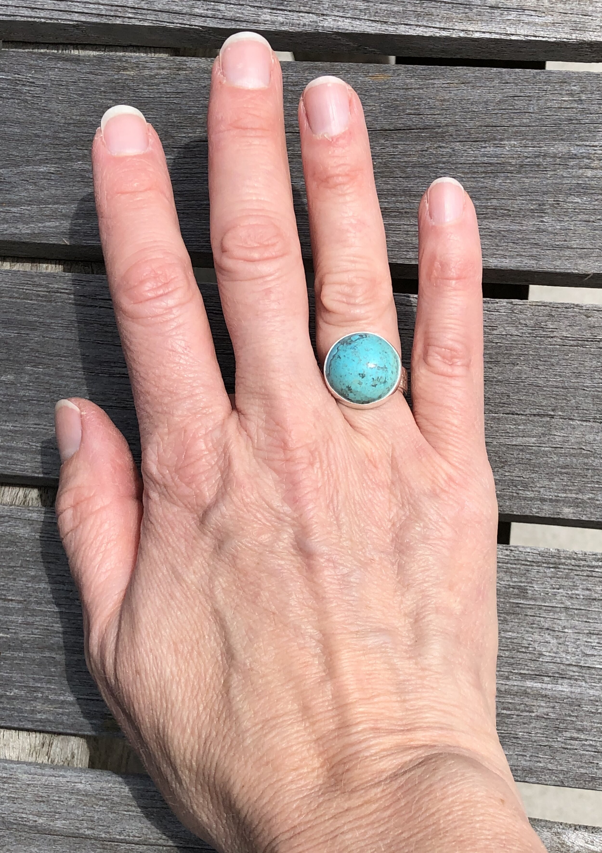 r-TurquoiseOrb7g.jpg
